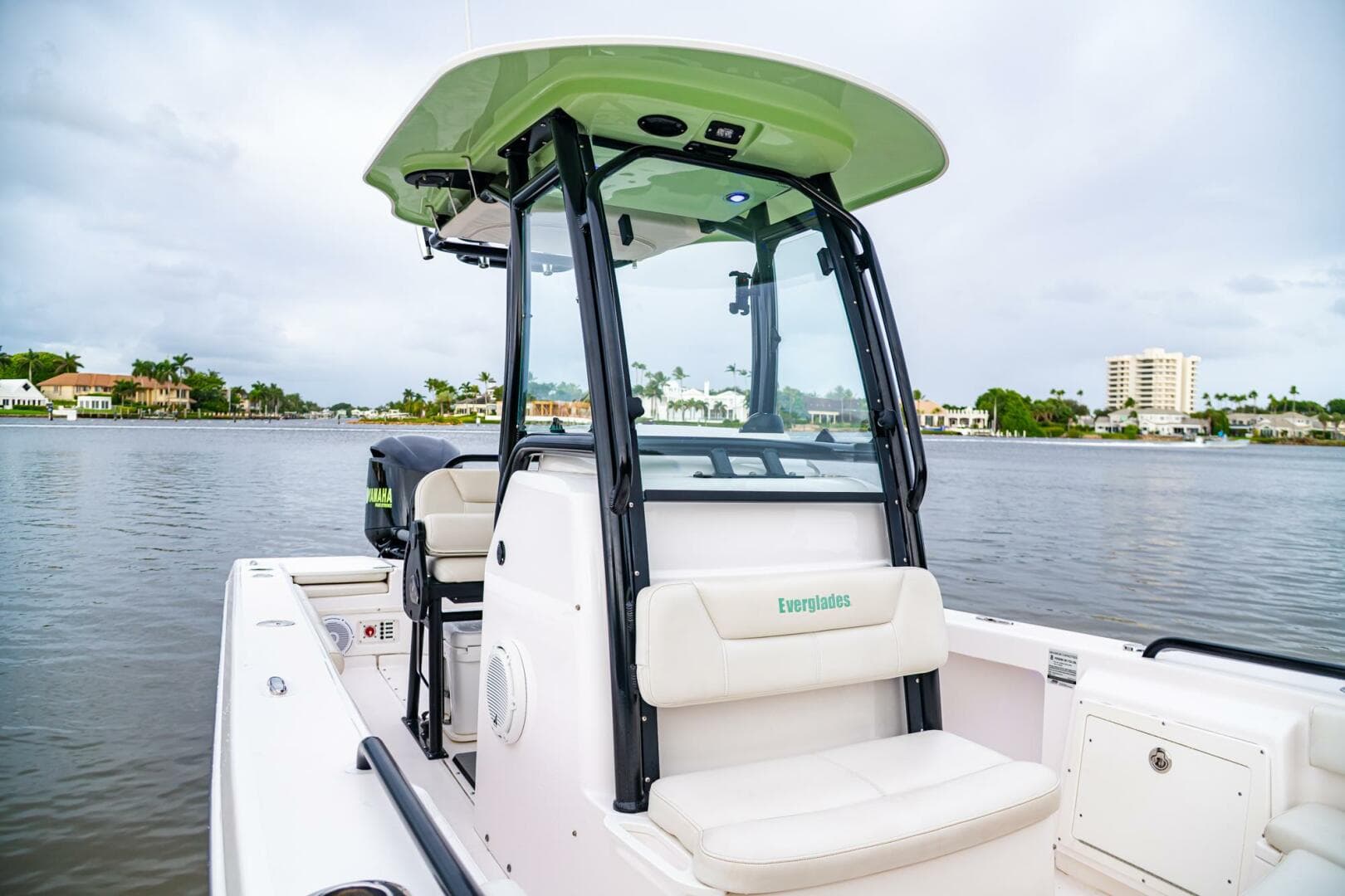 2018 Everglades 243 CC