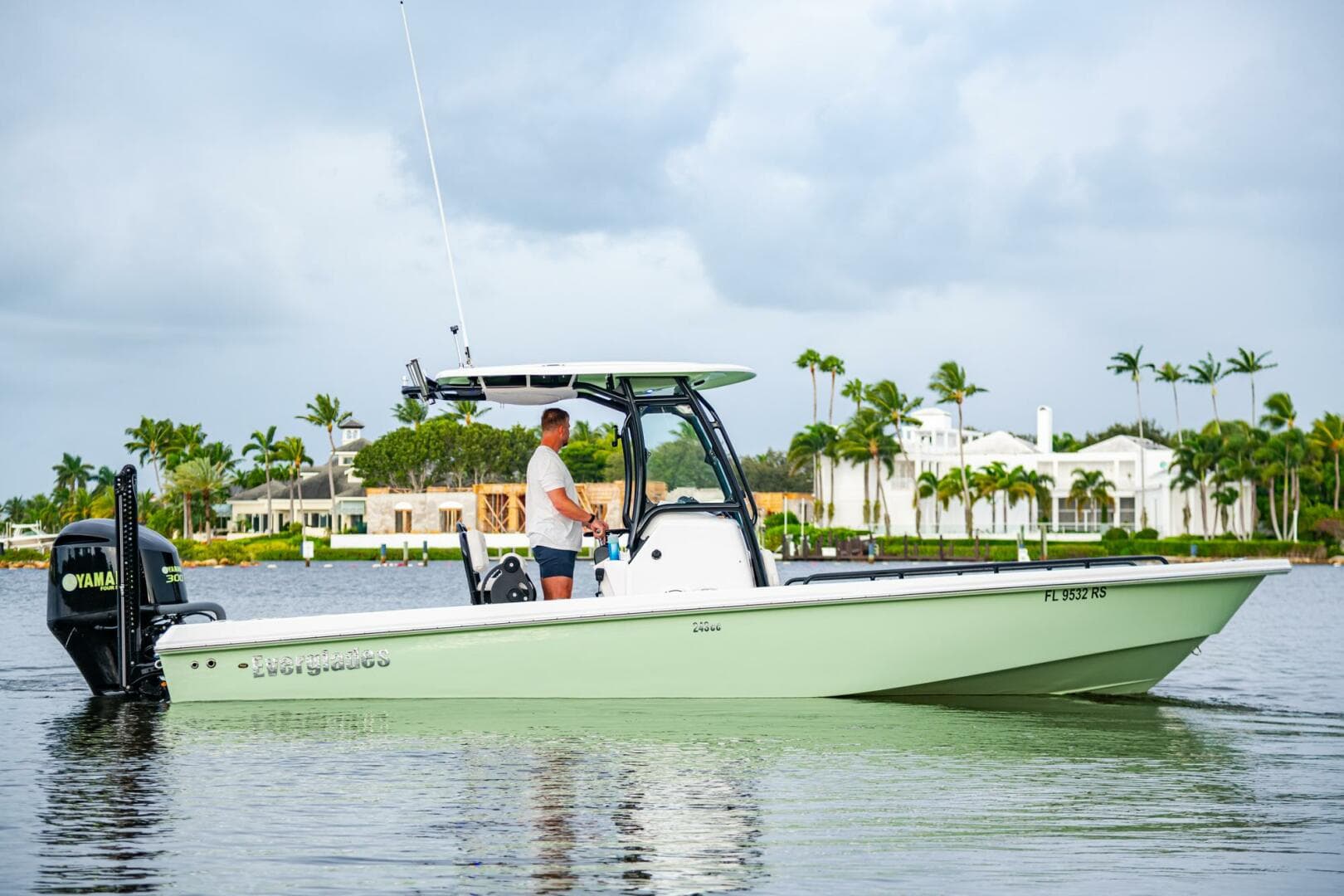 2018 Everglades 243 CC