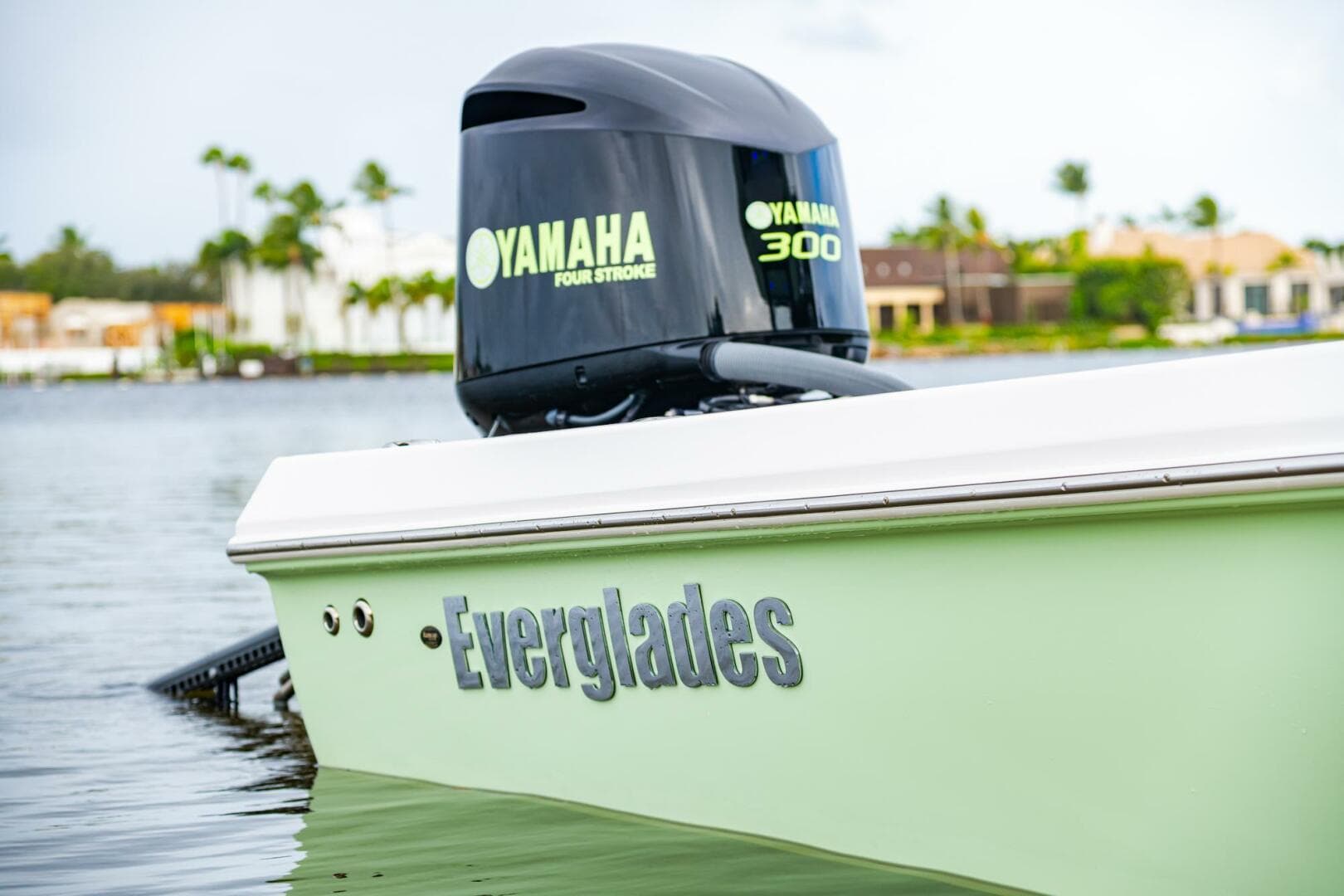 2018 Everglades 243 CC