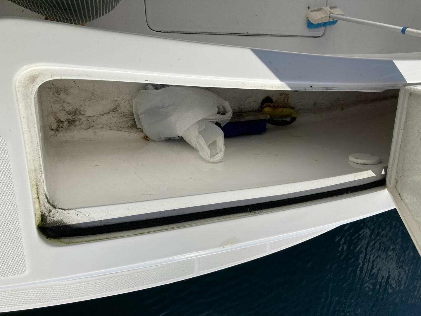 2006 Luhrs 280 Express Open