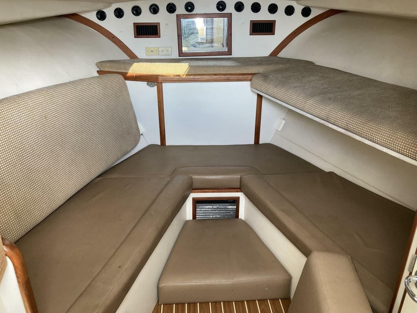 2006 Luhrs 280 Express Open