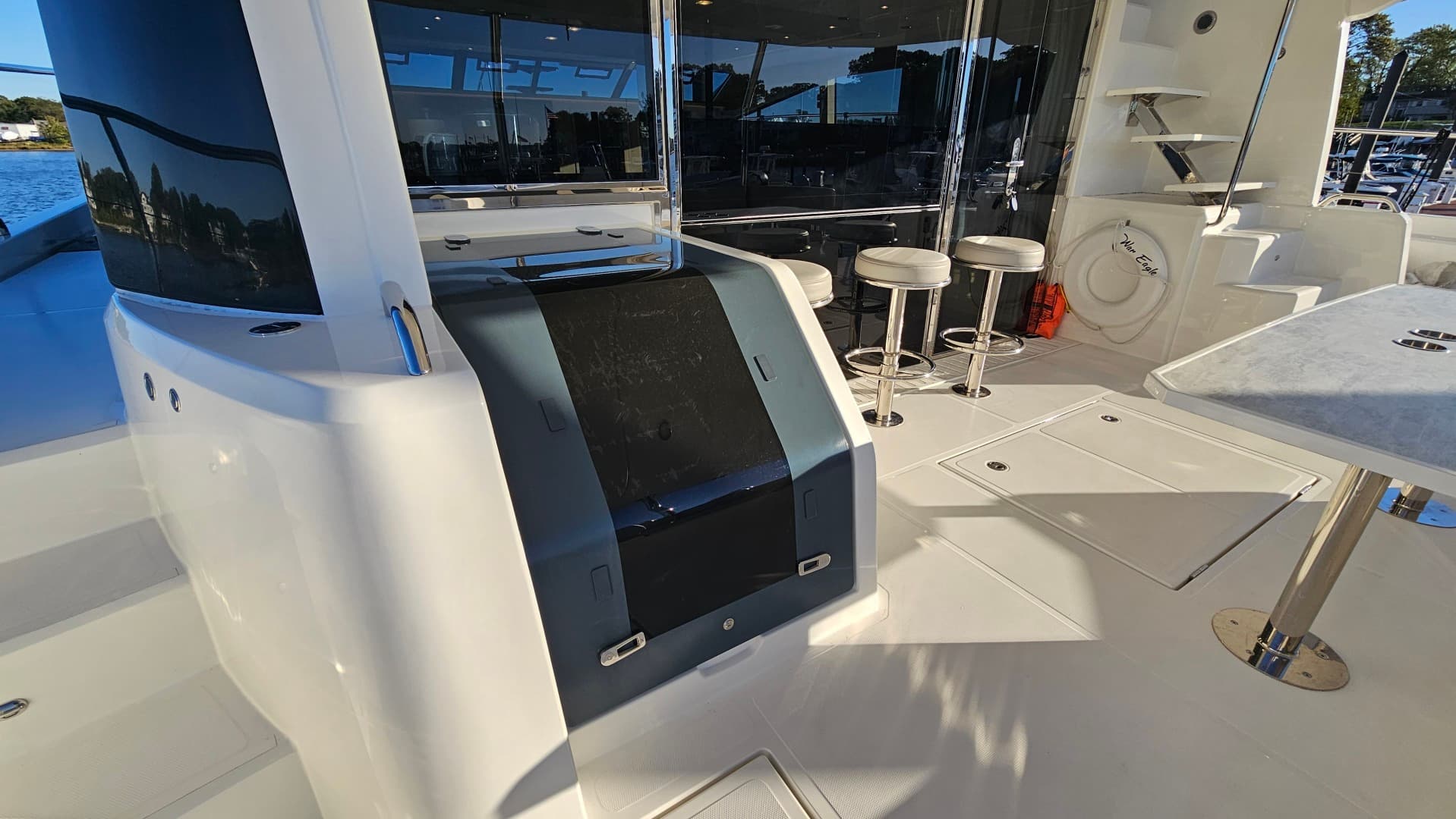 2023 Aquila 54 Yacht