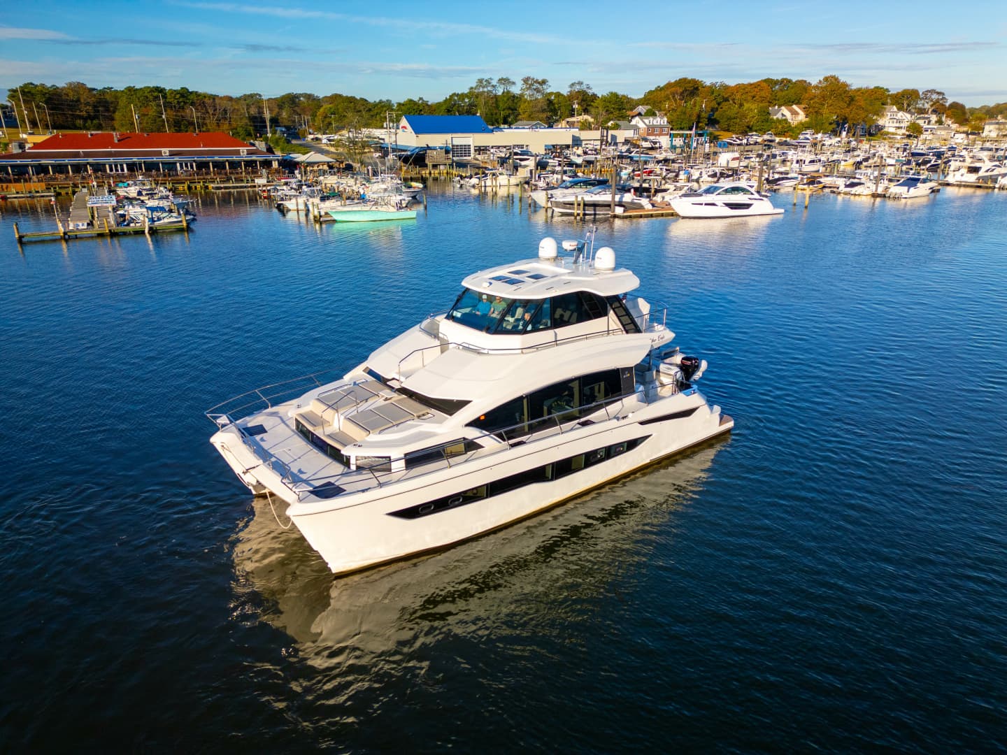 2023 Aquila 54 Yacht