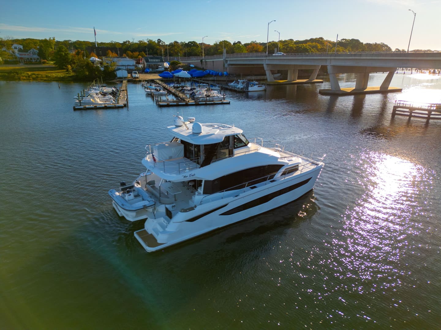 2023 Aquila 54 Yacht