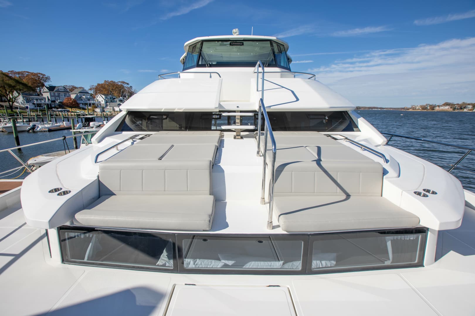 2023 Aquila 54 Yacht
