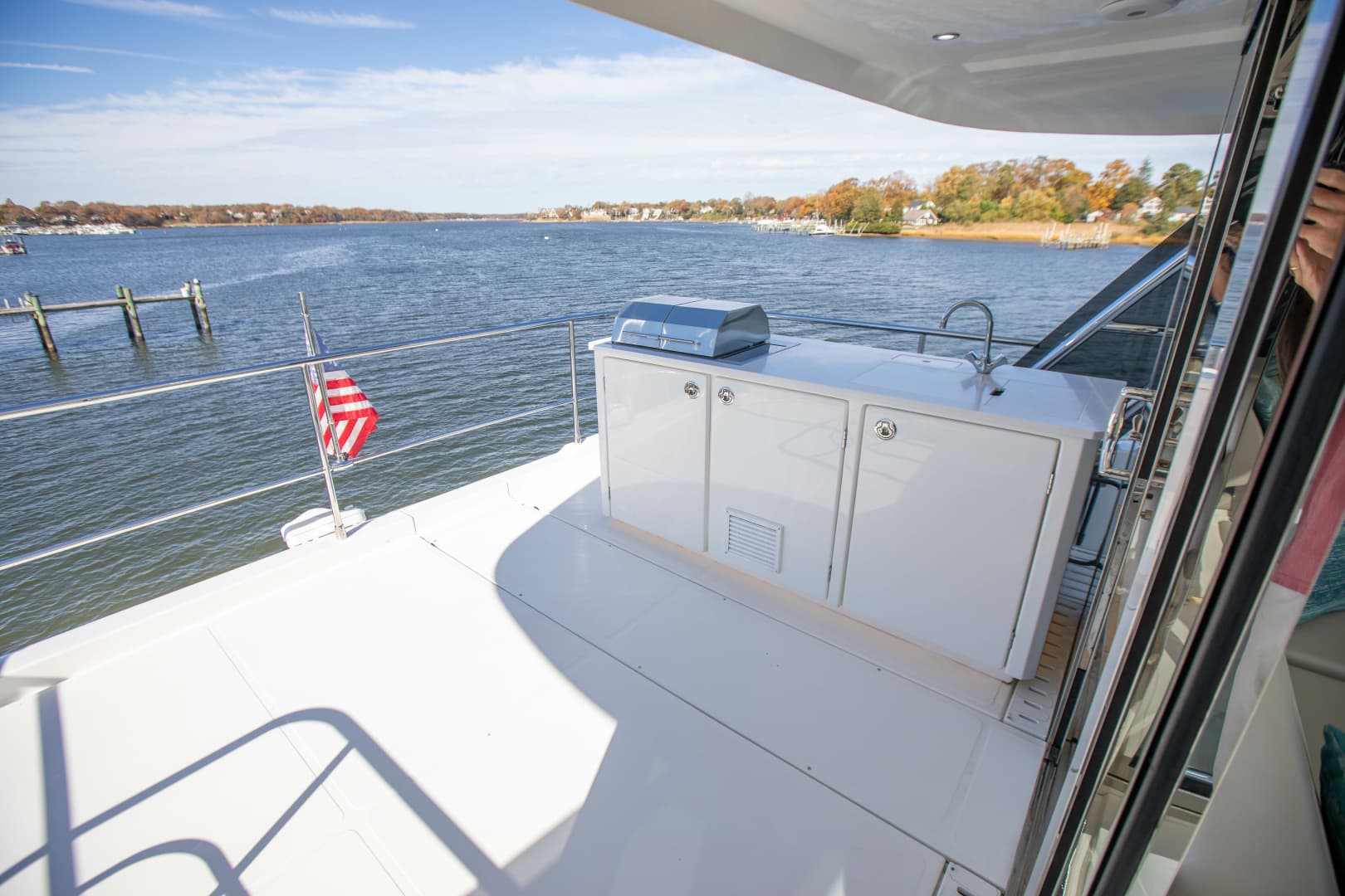 2023 Aquila 54 Yacht
