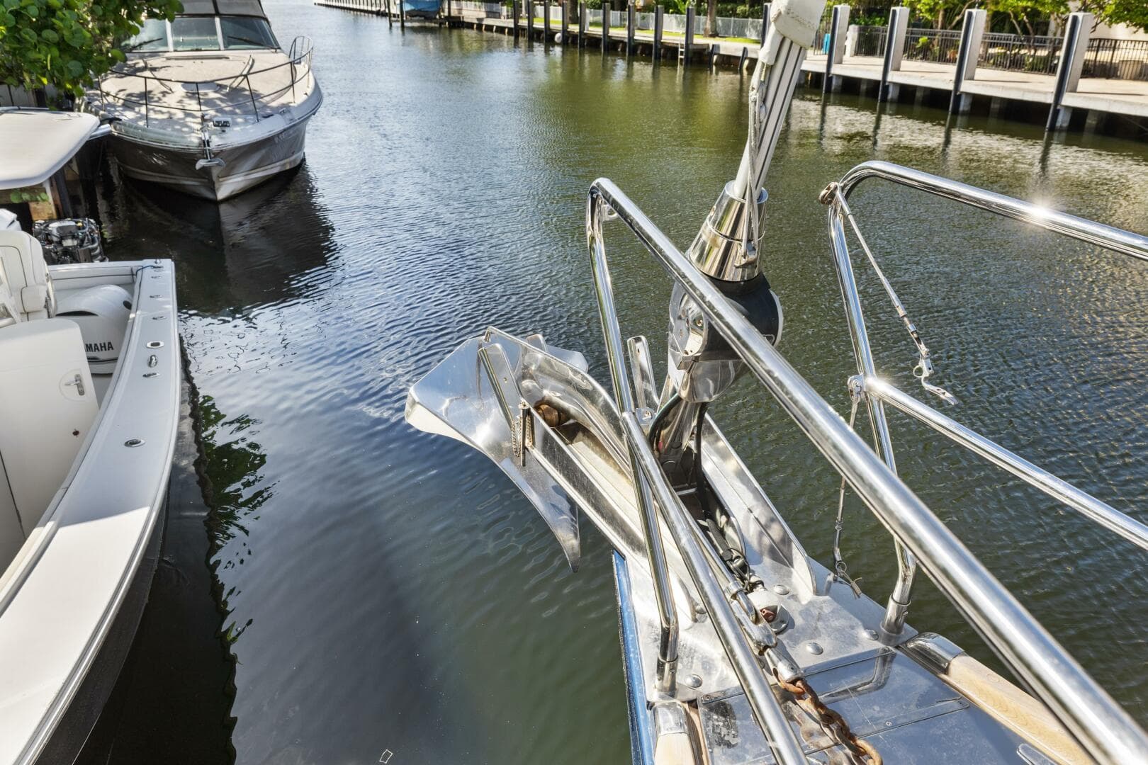 2013 Hylas 63