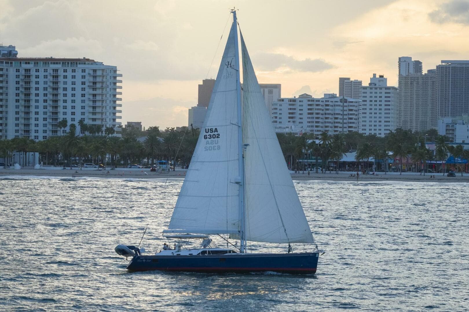 2013 Hylas 63
