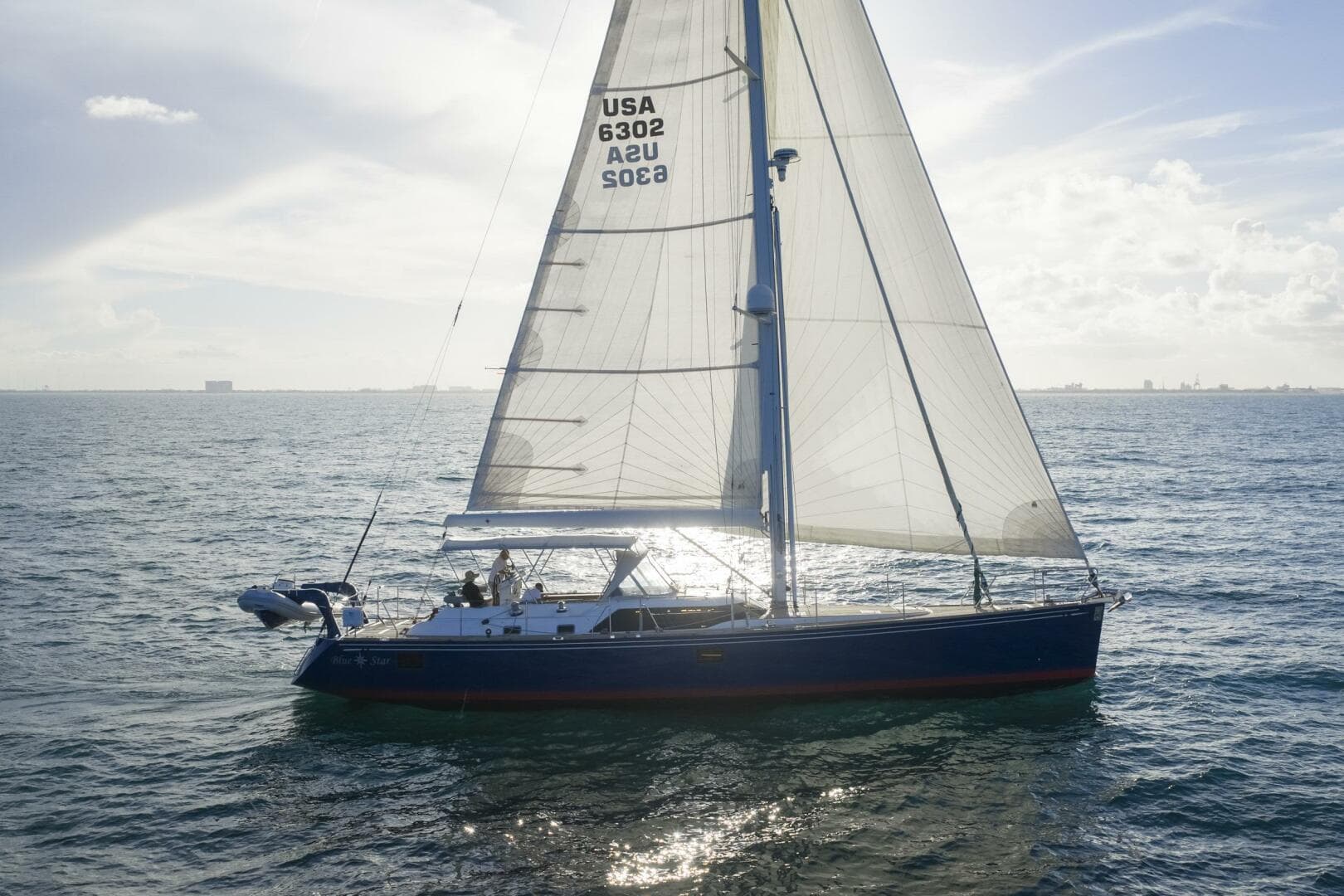 2013 Hylas 63