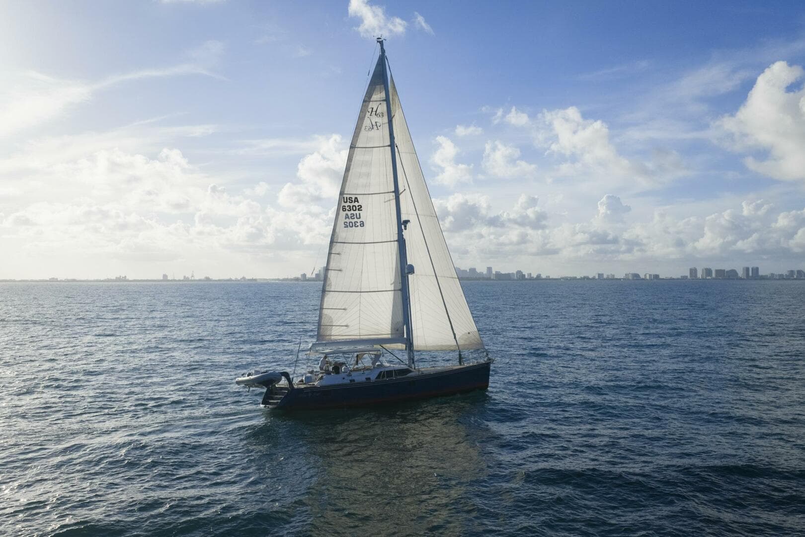 2013 Hylas 63