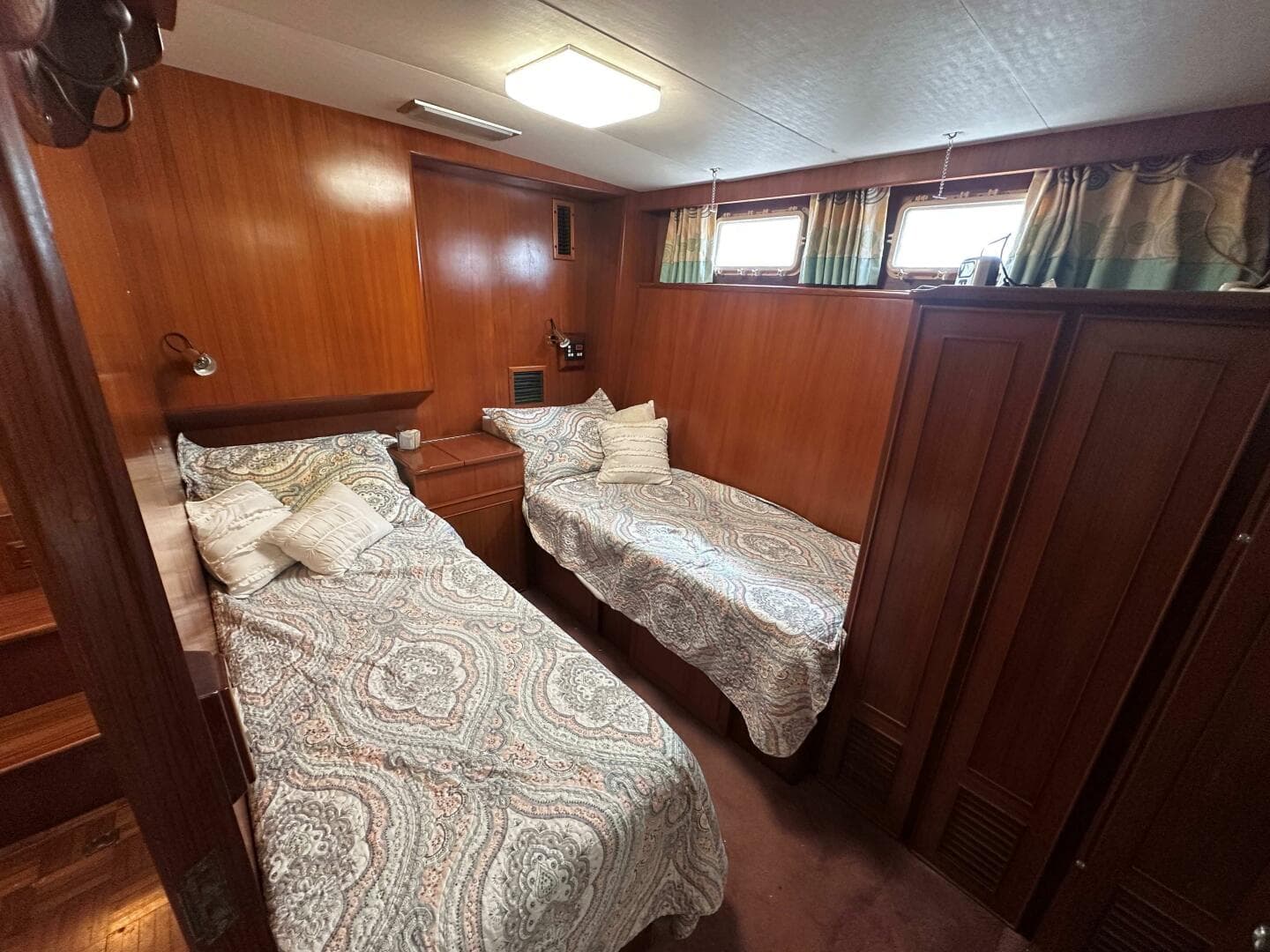 1027 Padraigin Guest Cabin