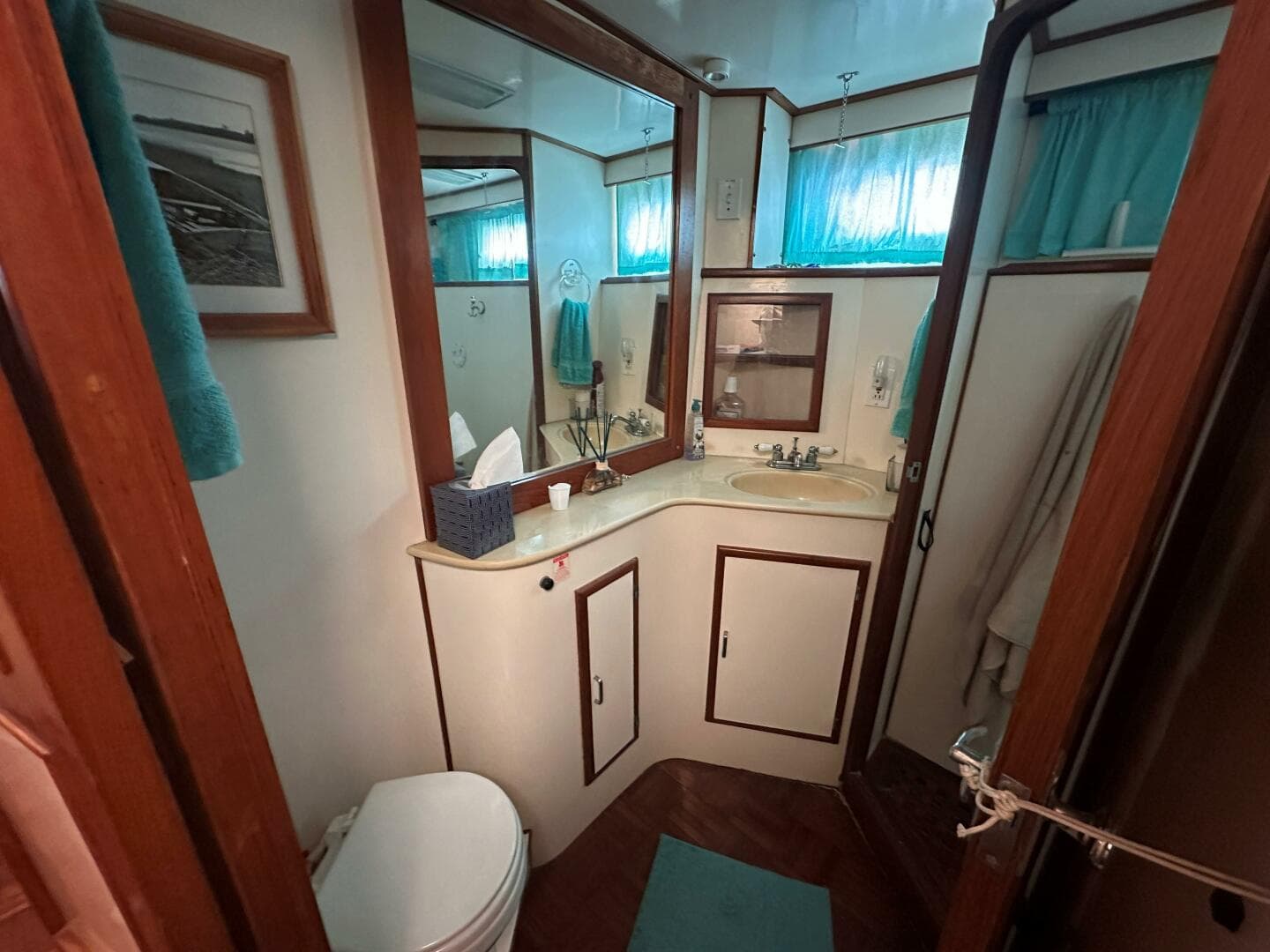 1025 Padraigin Guest Head