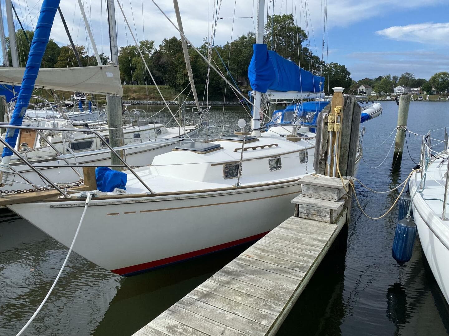 1987 Dickerson 37 aft cockpit