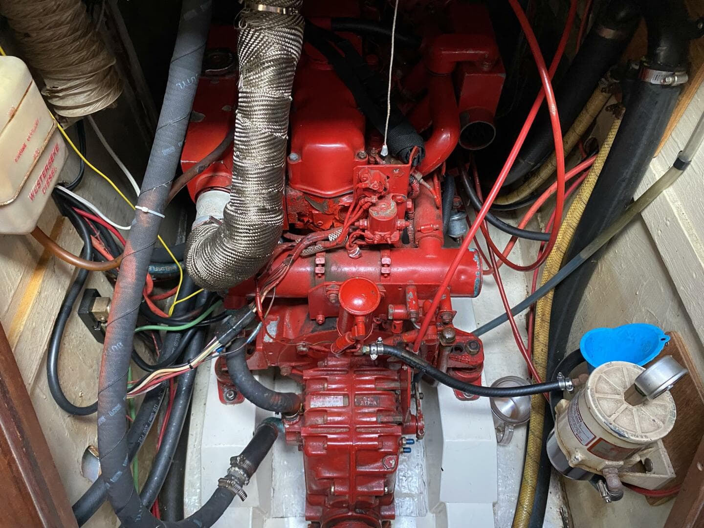 1987 Dickerson 37 aft cockpit