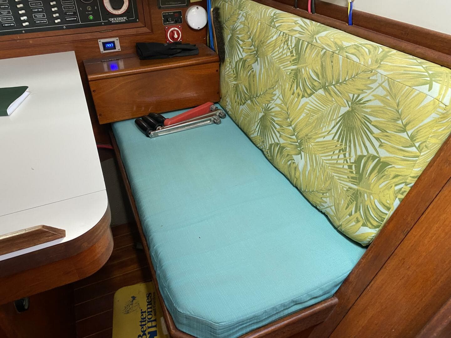 1987 Dickerson 37 aft cockpit