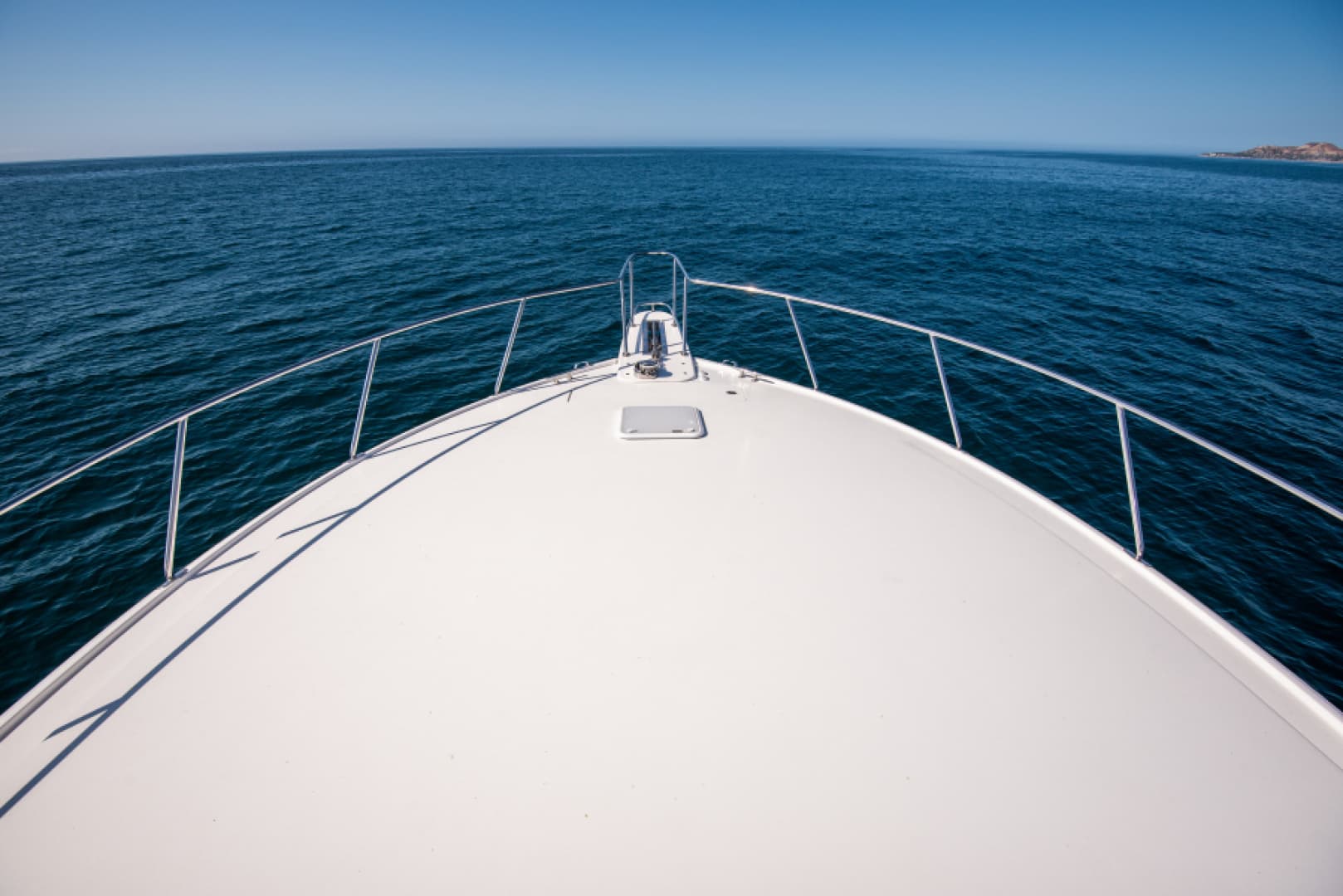 2017 48 Viking Convertible - Bow