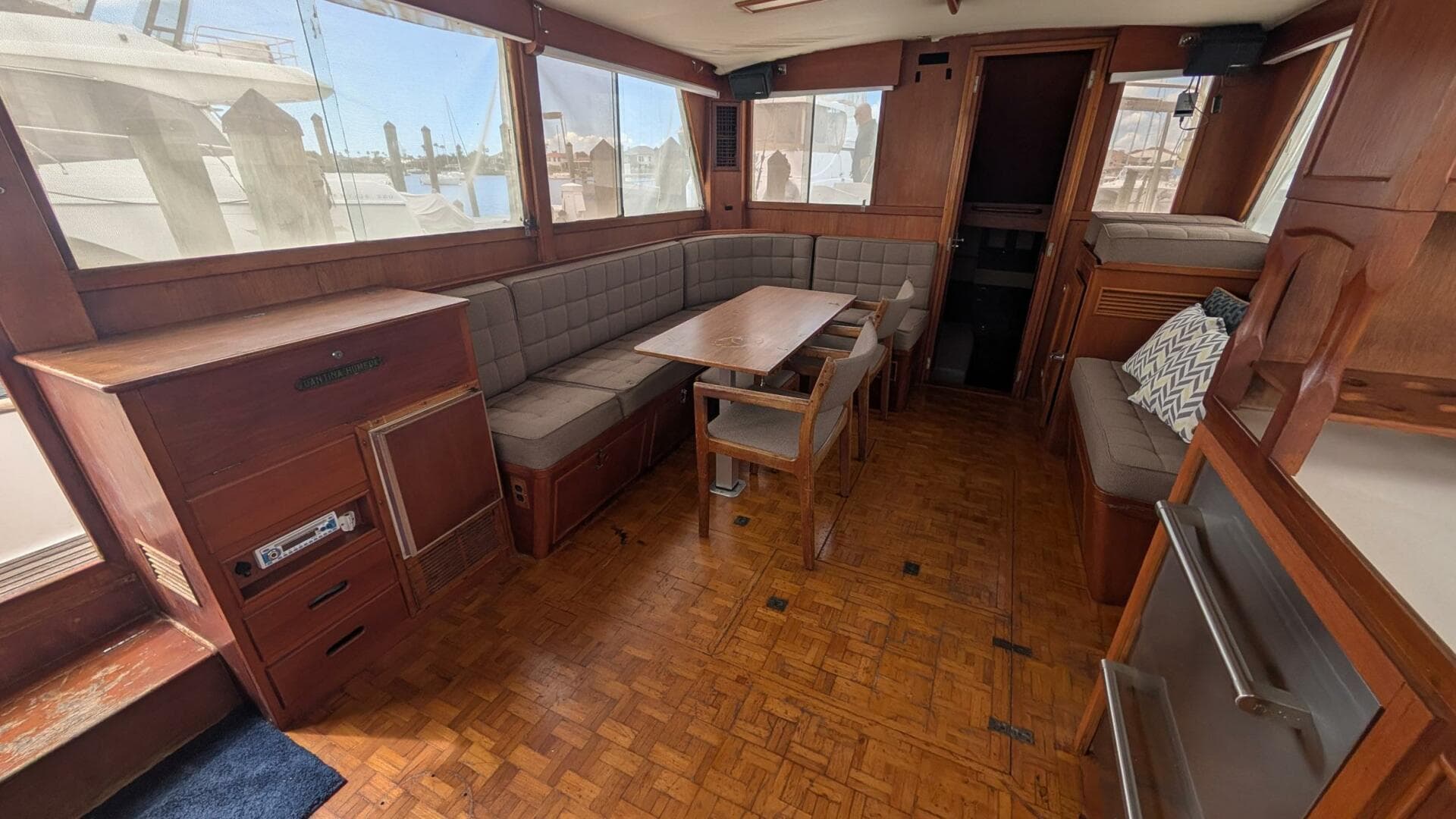 1983 Grand Banks 42 Classic