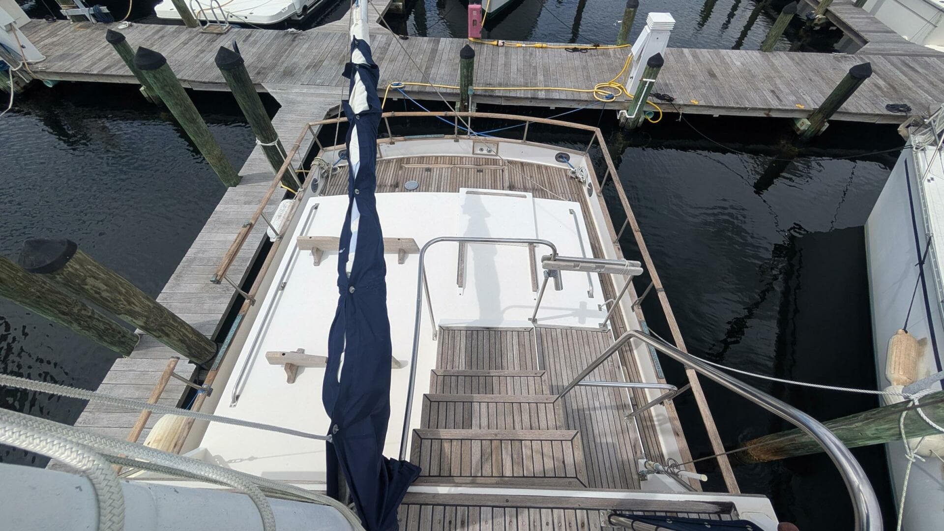 1983 Grand Banks 42 Classic