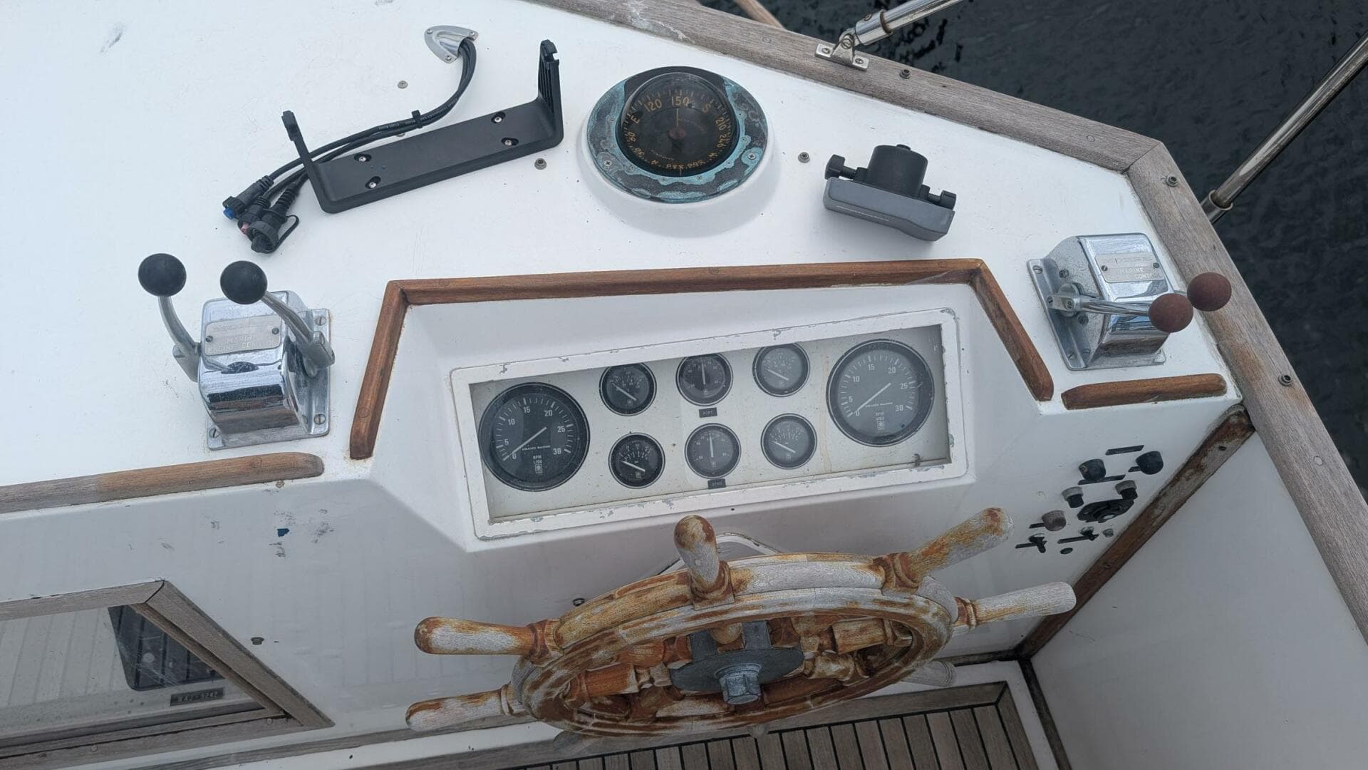 1983 Grand Banks 42 Classic