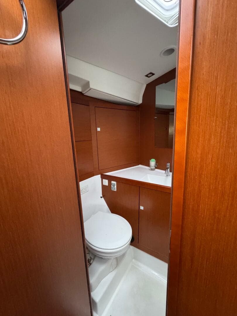 2017 Beneteau Oceanis 45