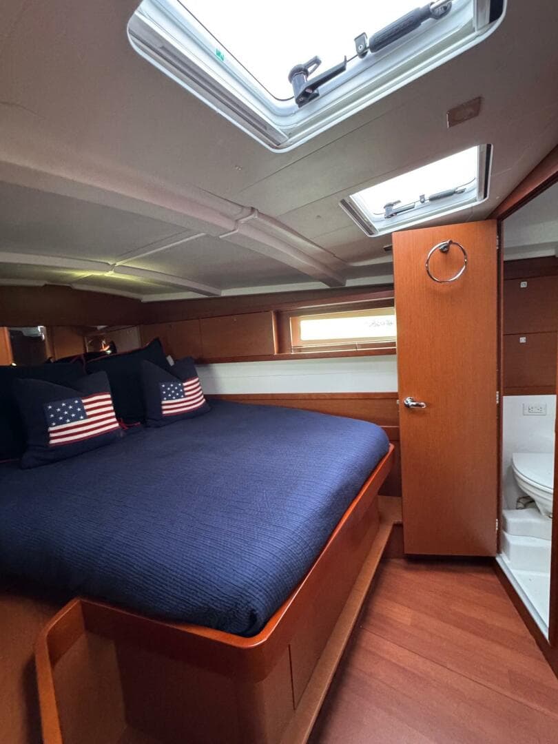 2017 Beneteau Oceanis 45