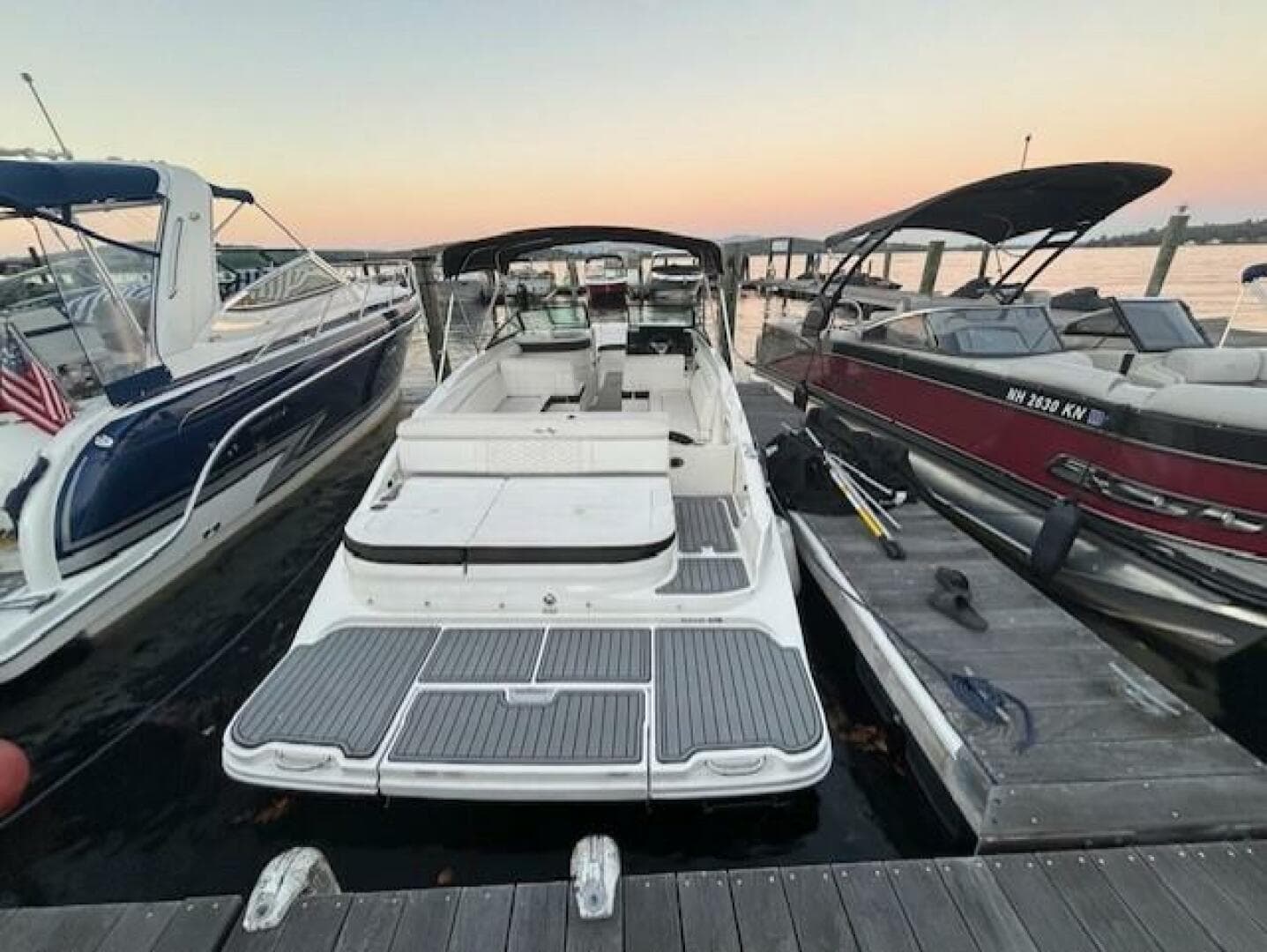 2019 Sea Ray SDX 270