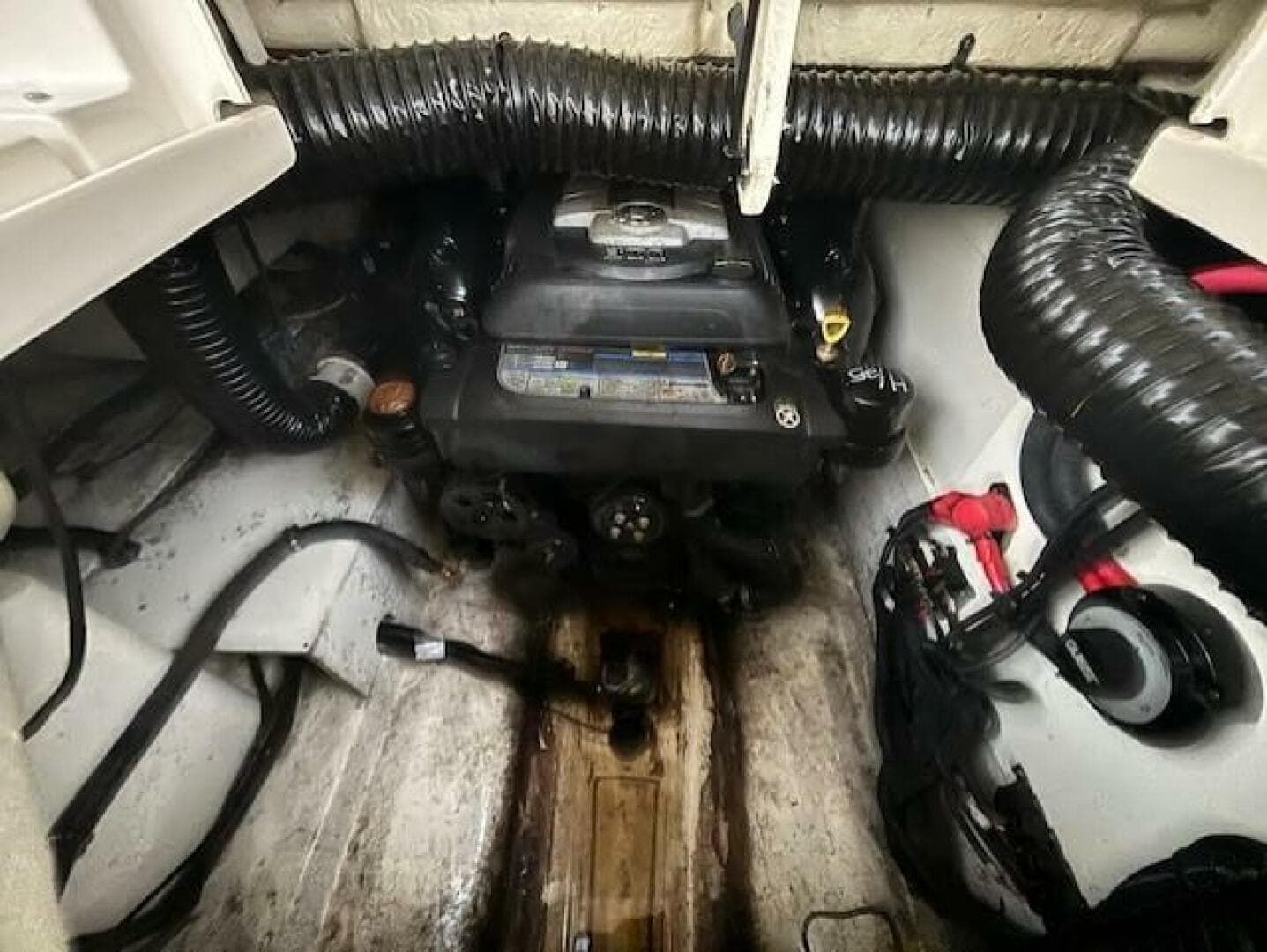 2019 Sea Ray SDX 270