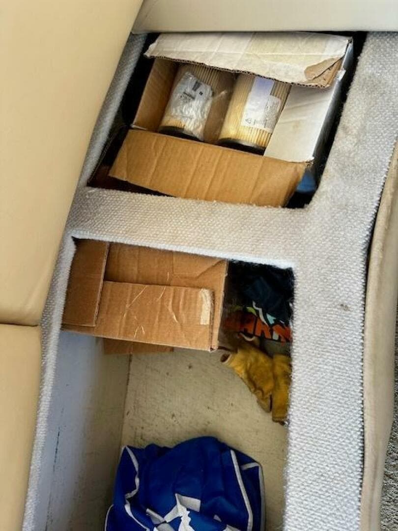 2001 Silverton 42 Convertible