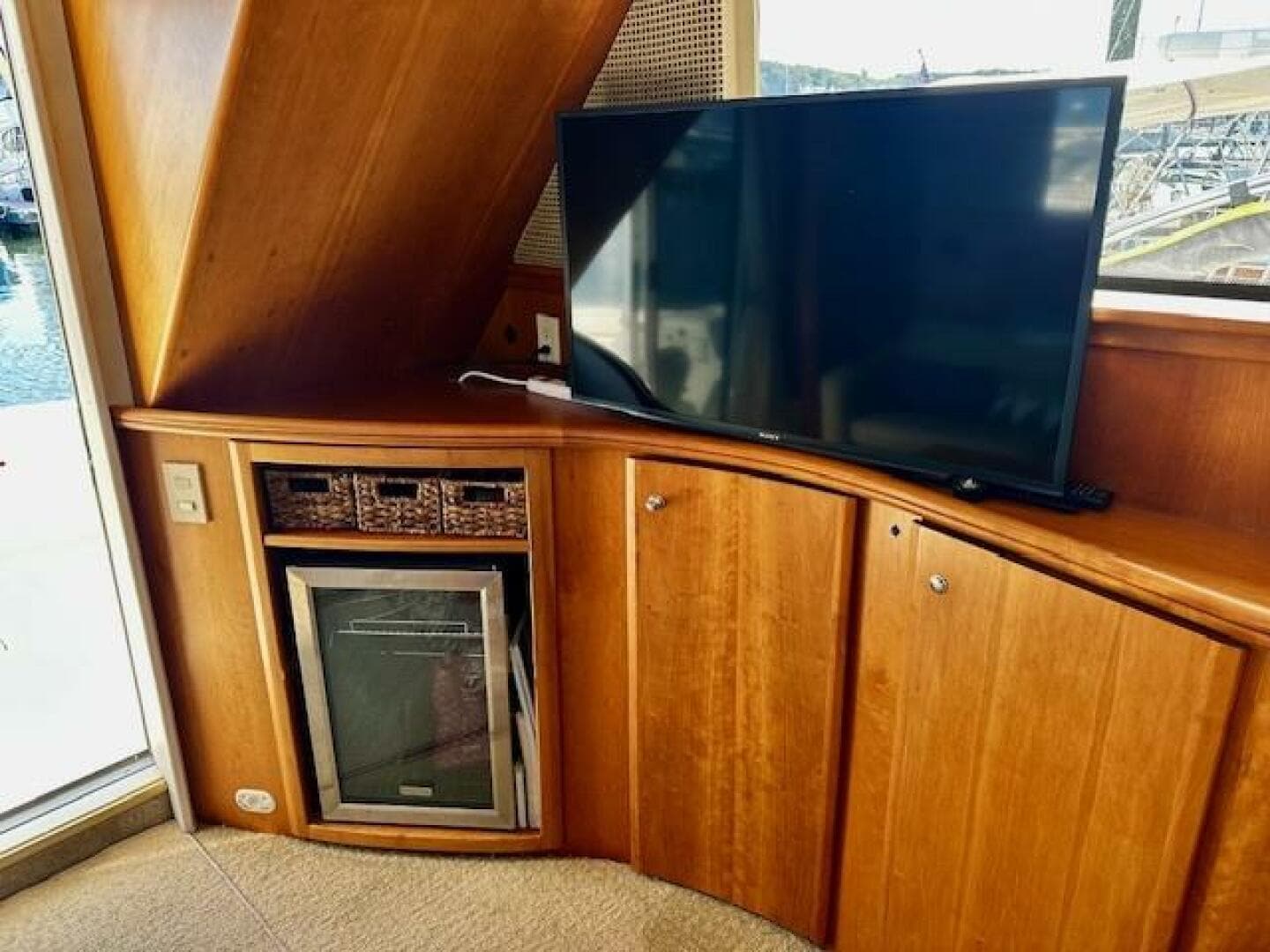 2001 Silverton 42 Convertible