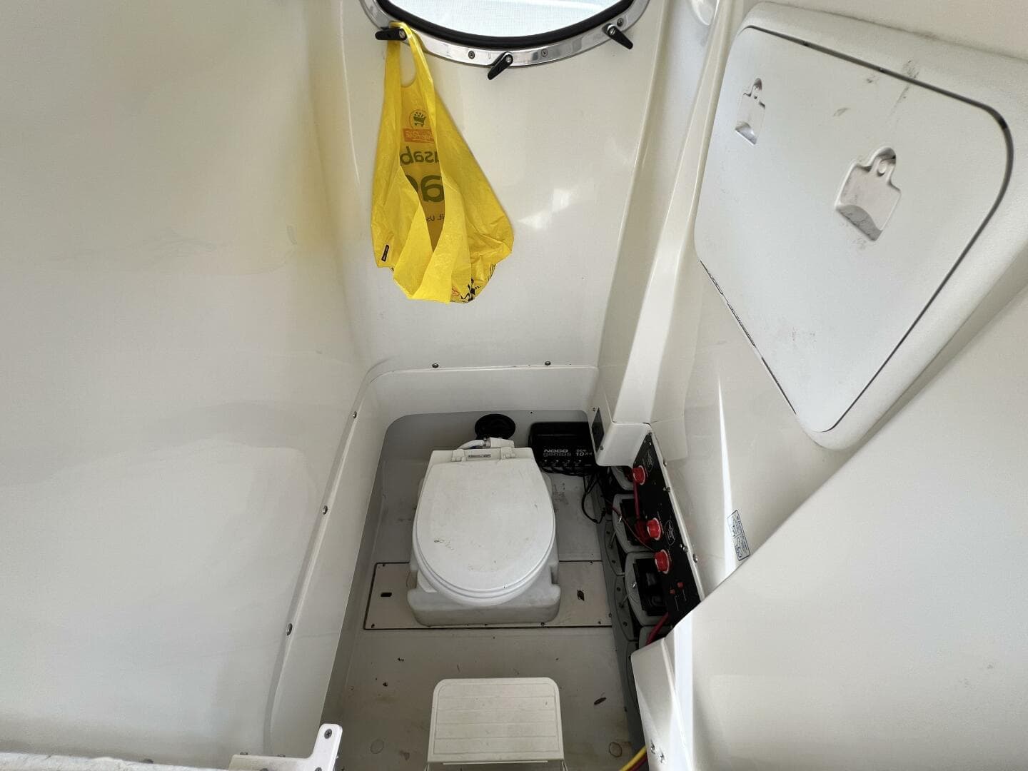 2009 Hydra-Sports 2500 Vector