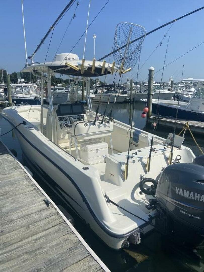 2009 Hydra-Sports 2500 Vector