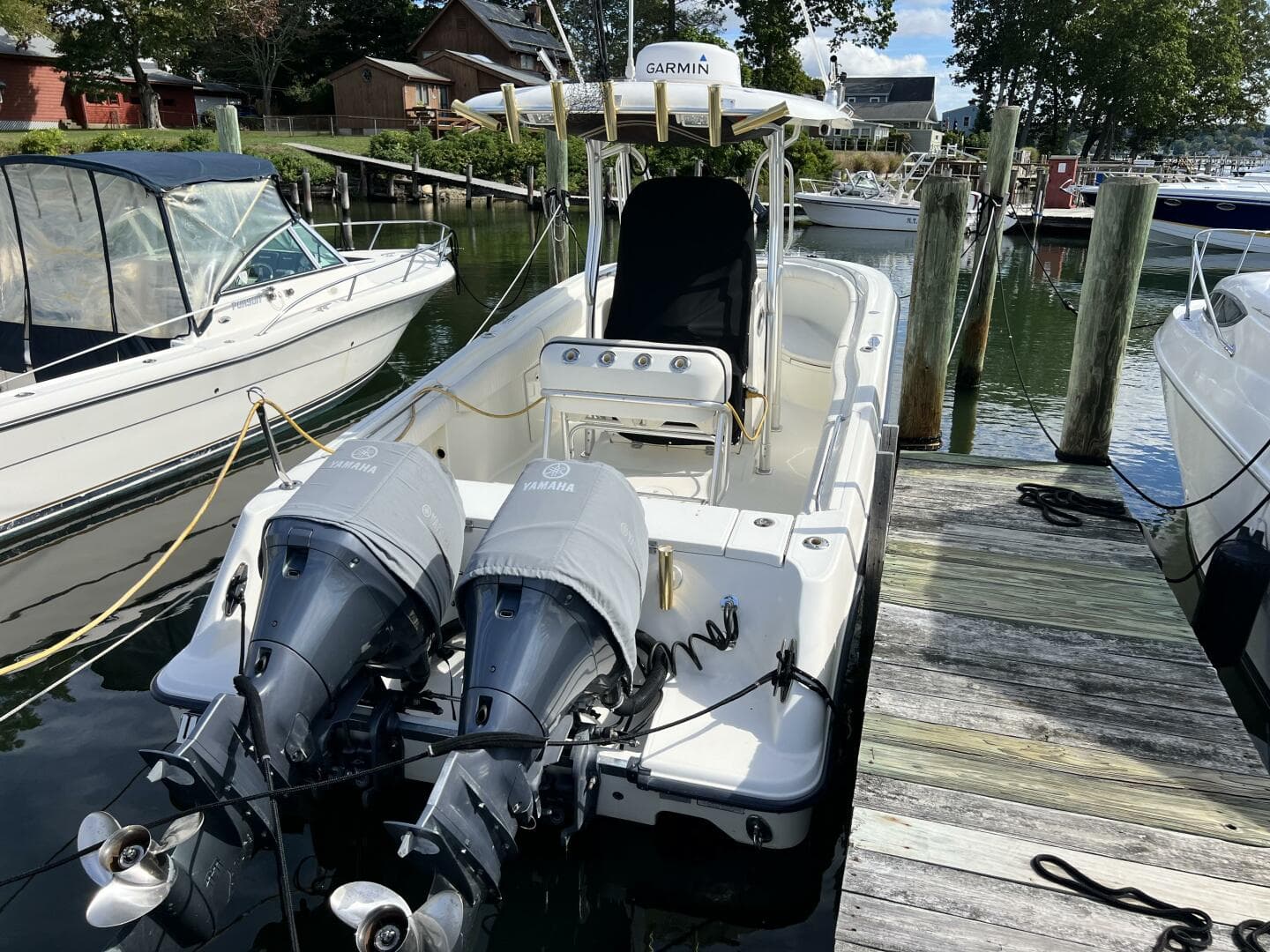 2009 Hydra-Sports 2500 Vector