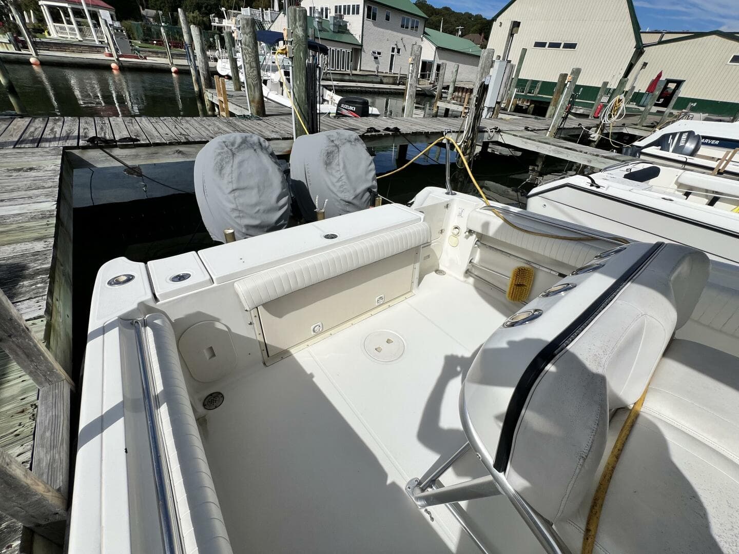 2009 Hydra-Sports 2500 Vector