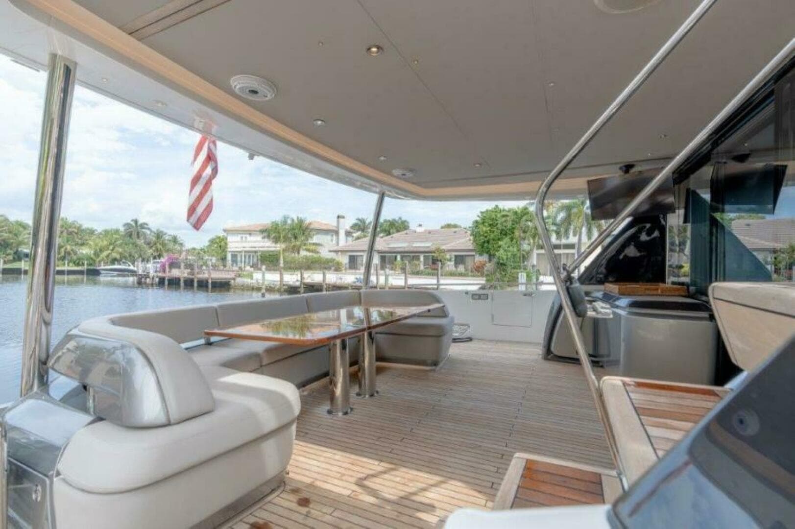 Princess 85 Kaos Aft Deck