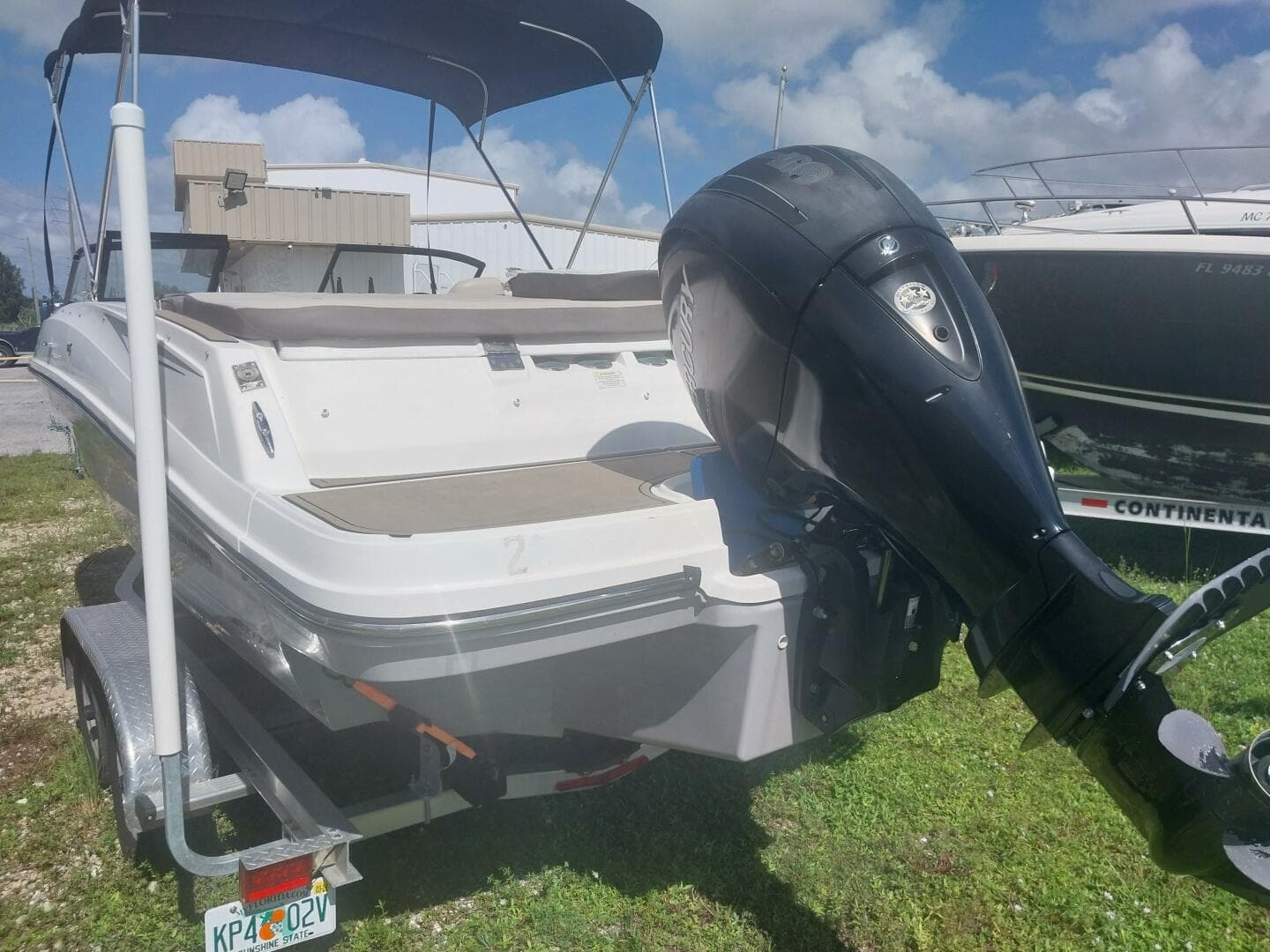 2017 Bayliner VR5
