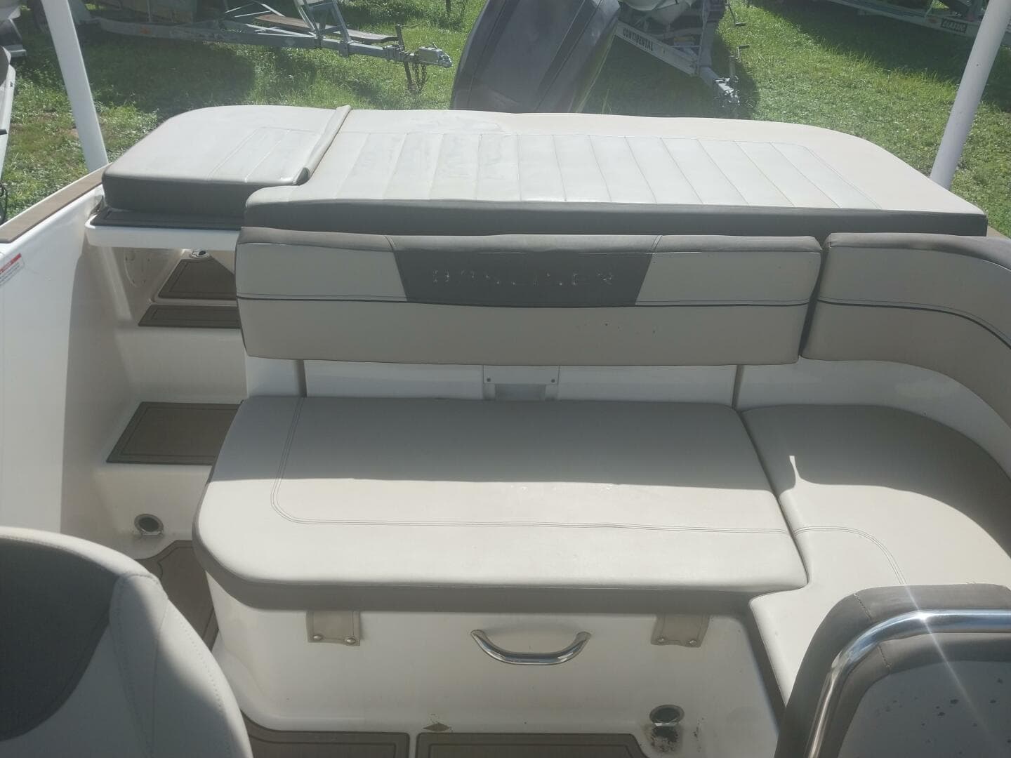 2017 Bayliner VR5