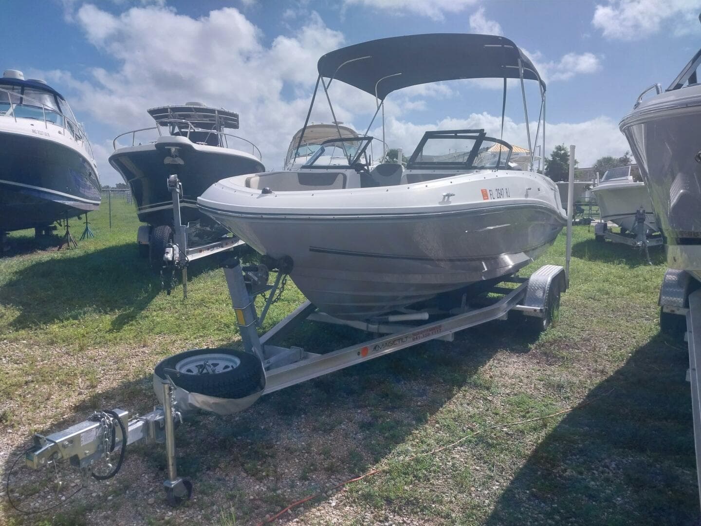 2017 Bayliner VR5
