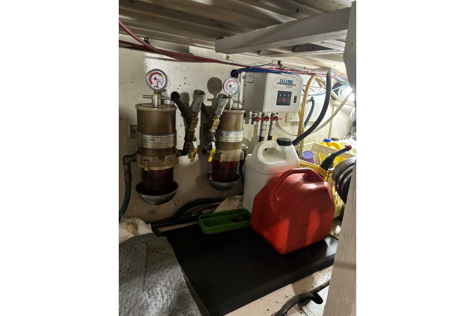 1986 Egg Harbor 37 Convertible