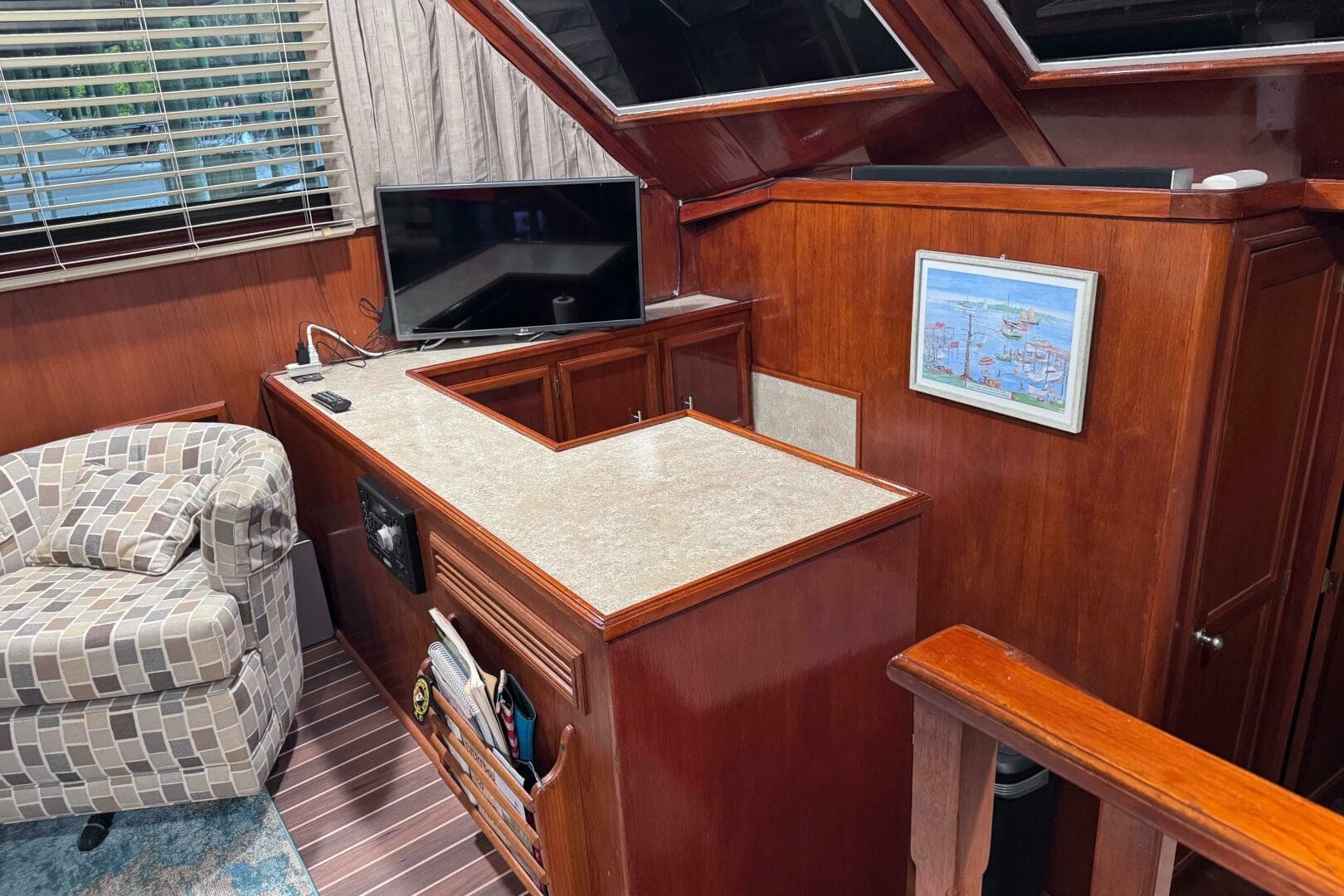 1986 Egg Harbor 37 Convertible