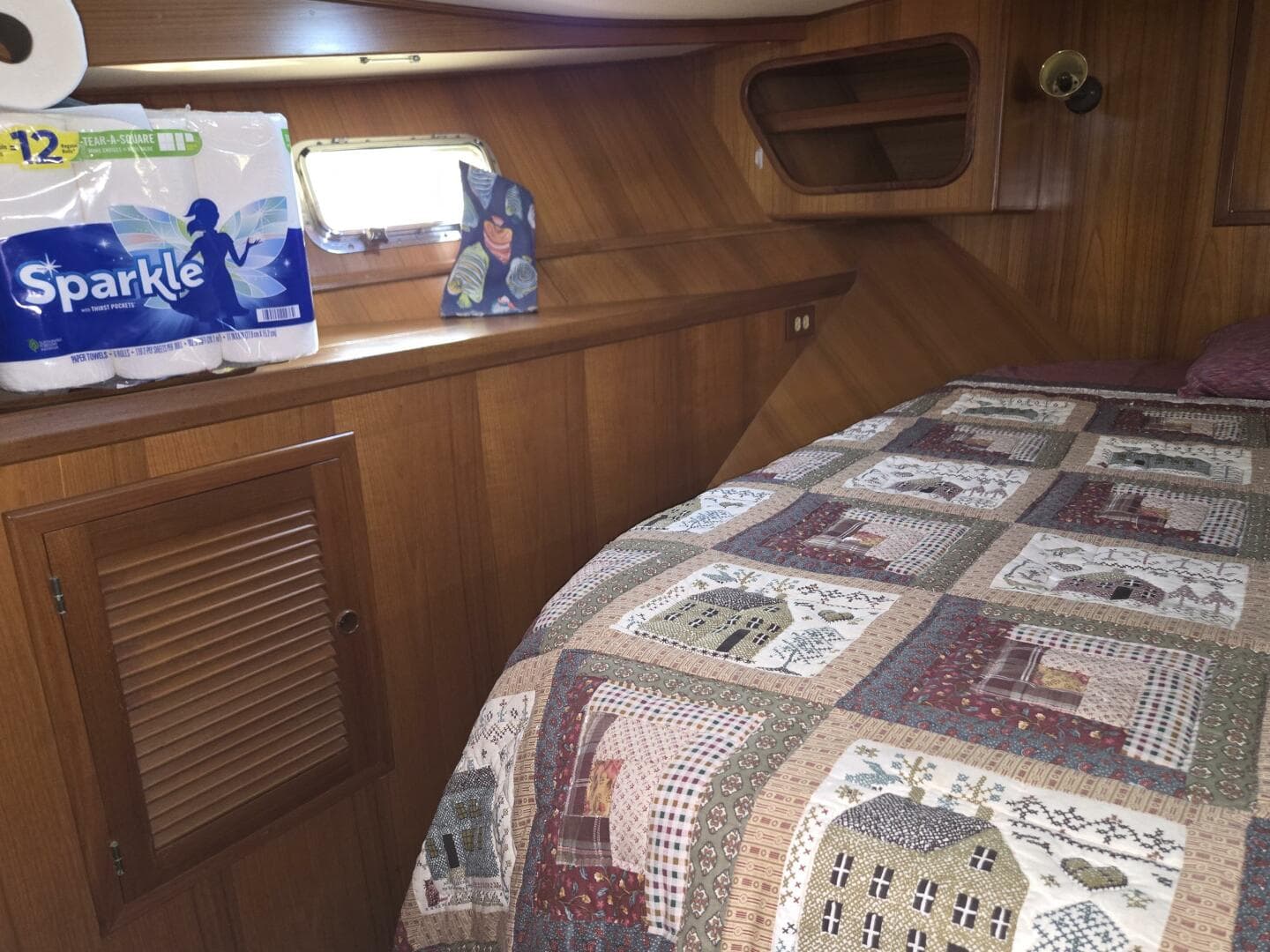 1987 Nova Marine Moorea