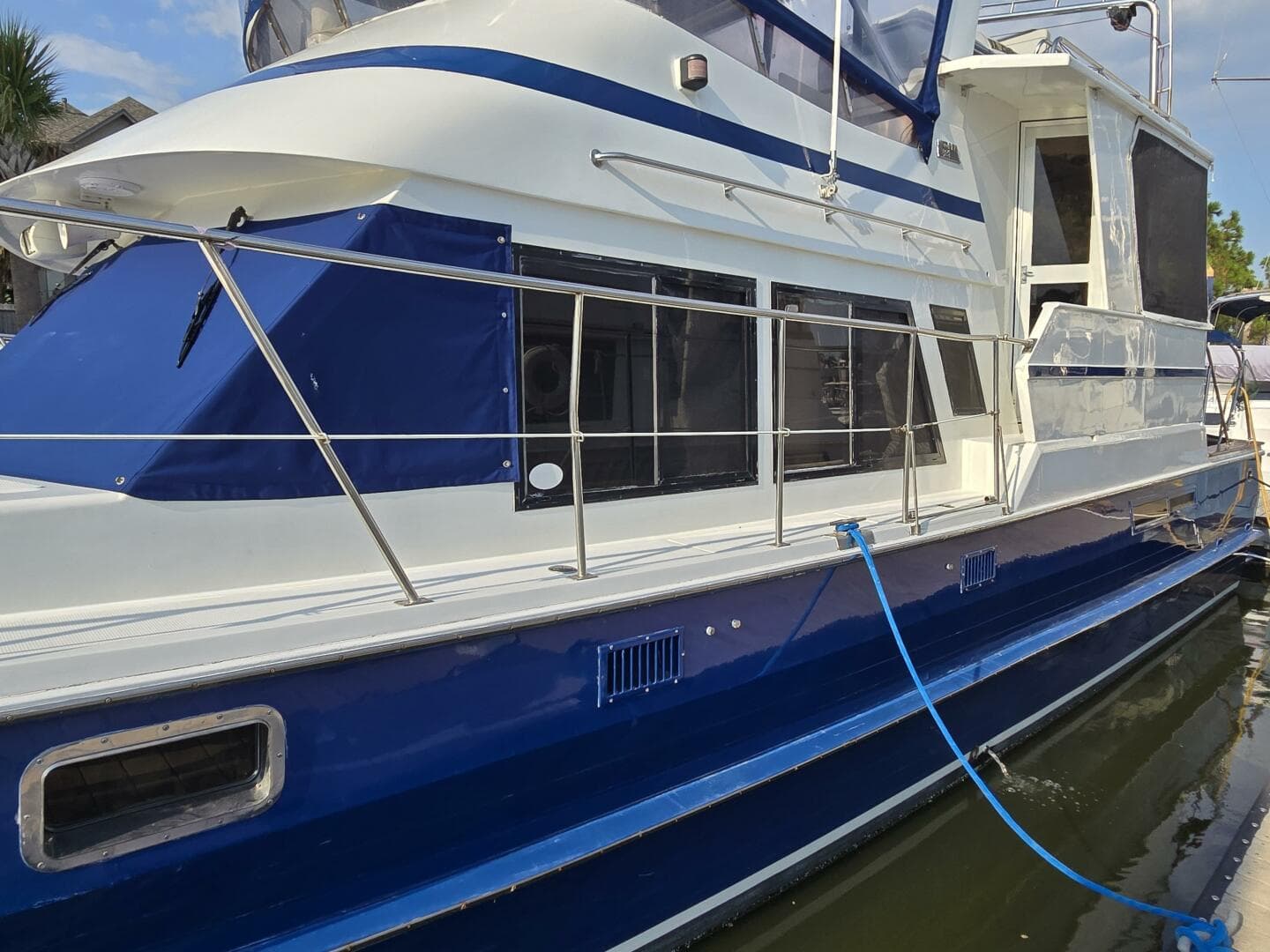 1987 Nova Marine Moorea