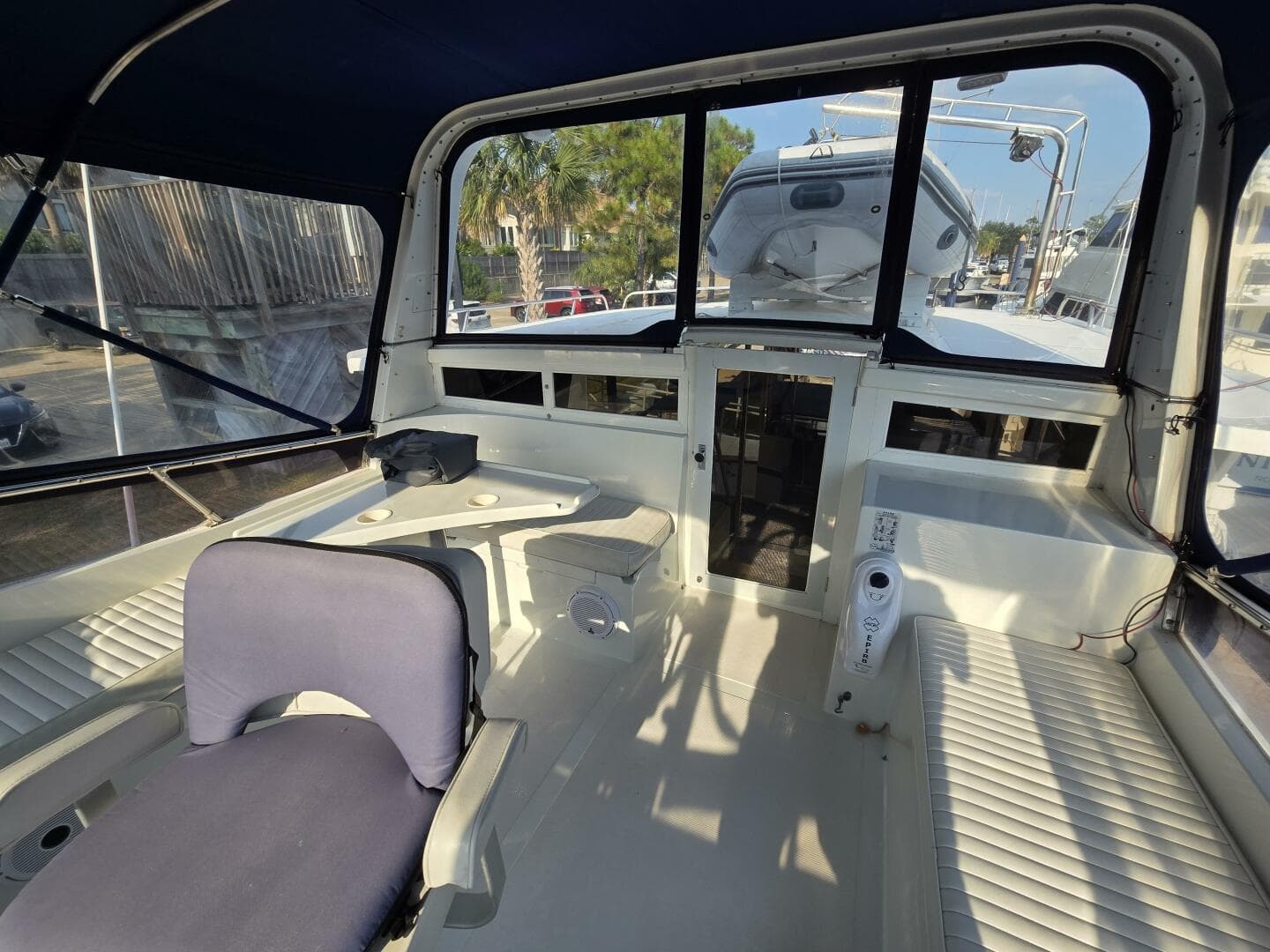 1987 Nova Marine Moorea