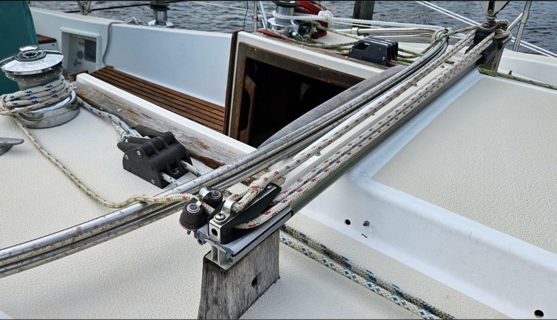1987 Tartan 37