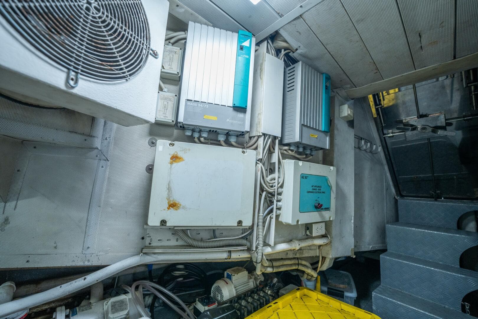 2004 Azimut 80 Carat