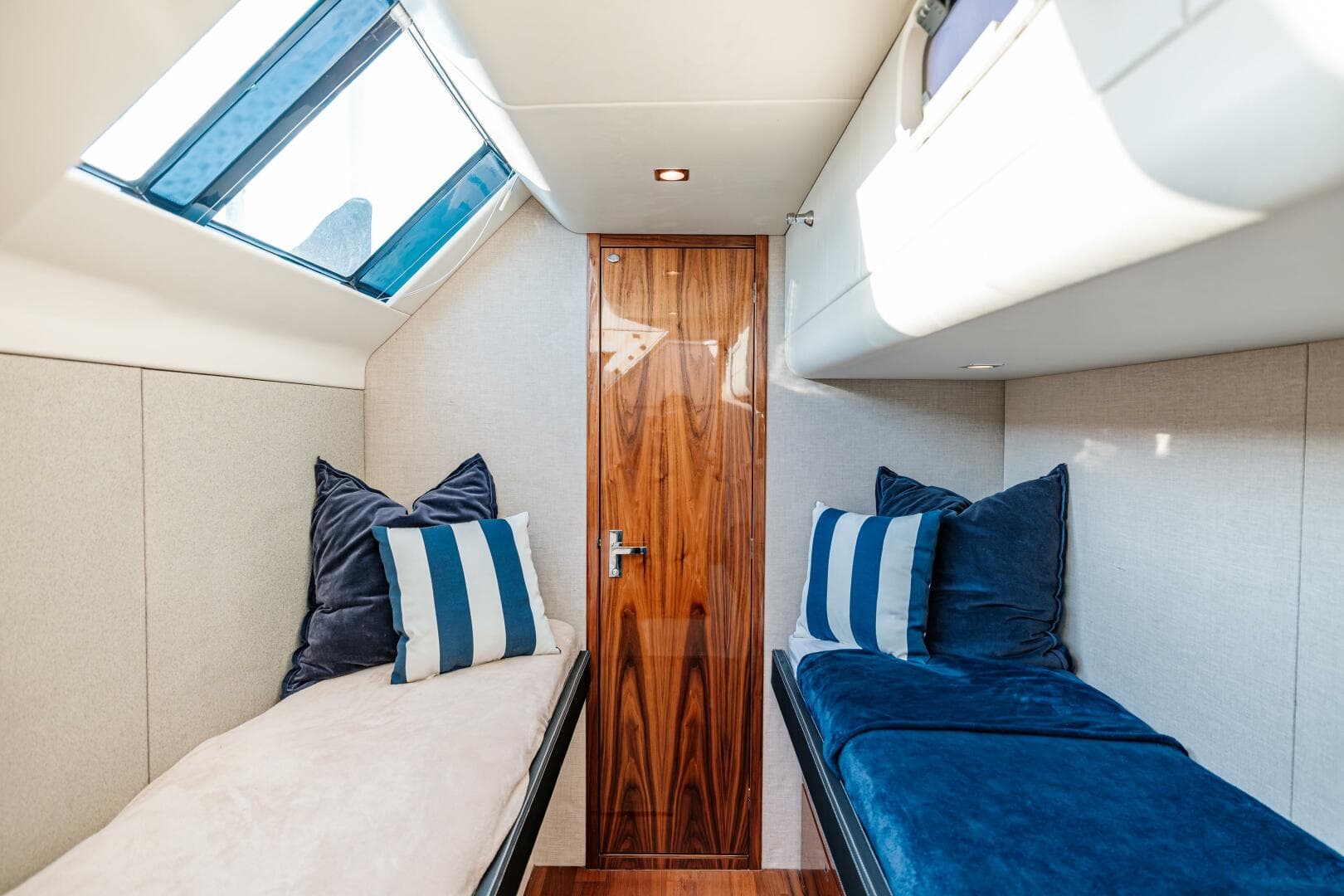 2011 Fairline 65 Squadron