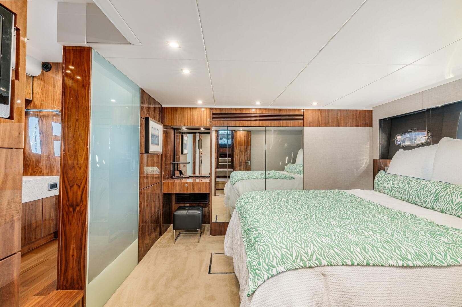 2011 Fairline 65 Squadron