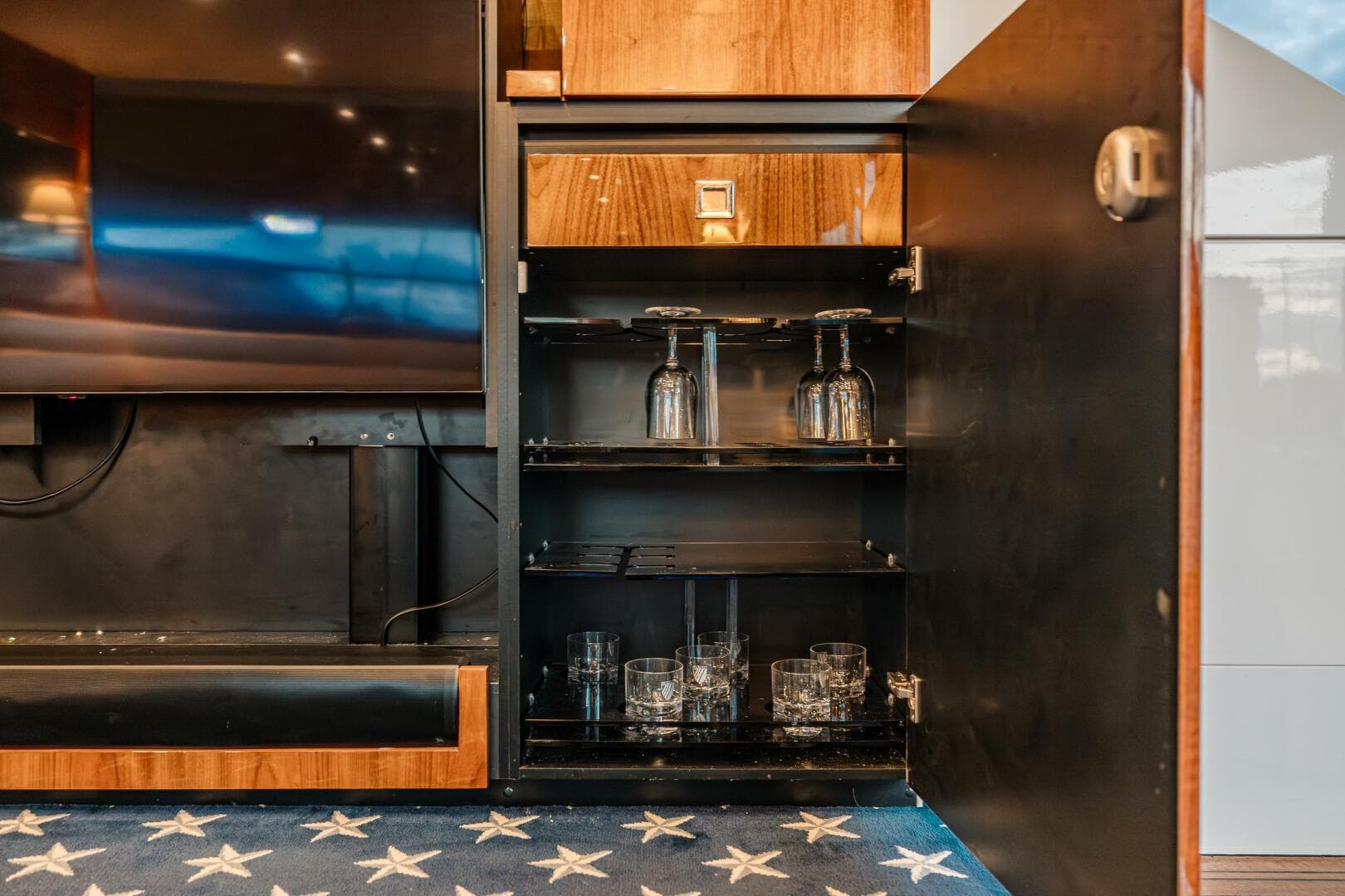 2011 Fairline 65 Squadron