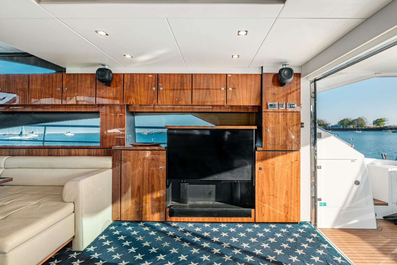 2011 Fairline 65 Squadron