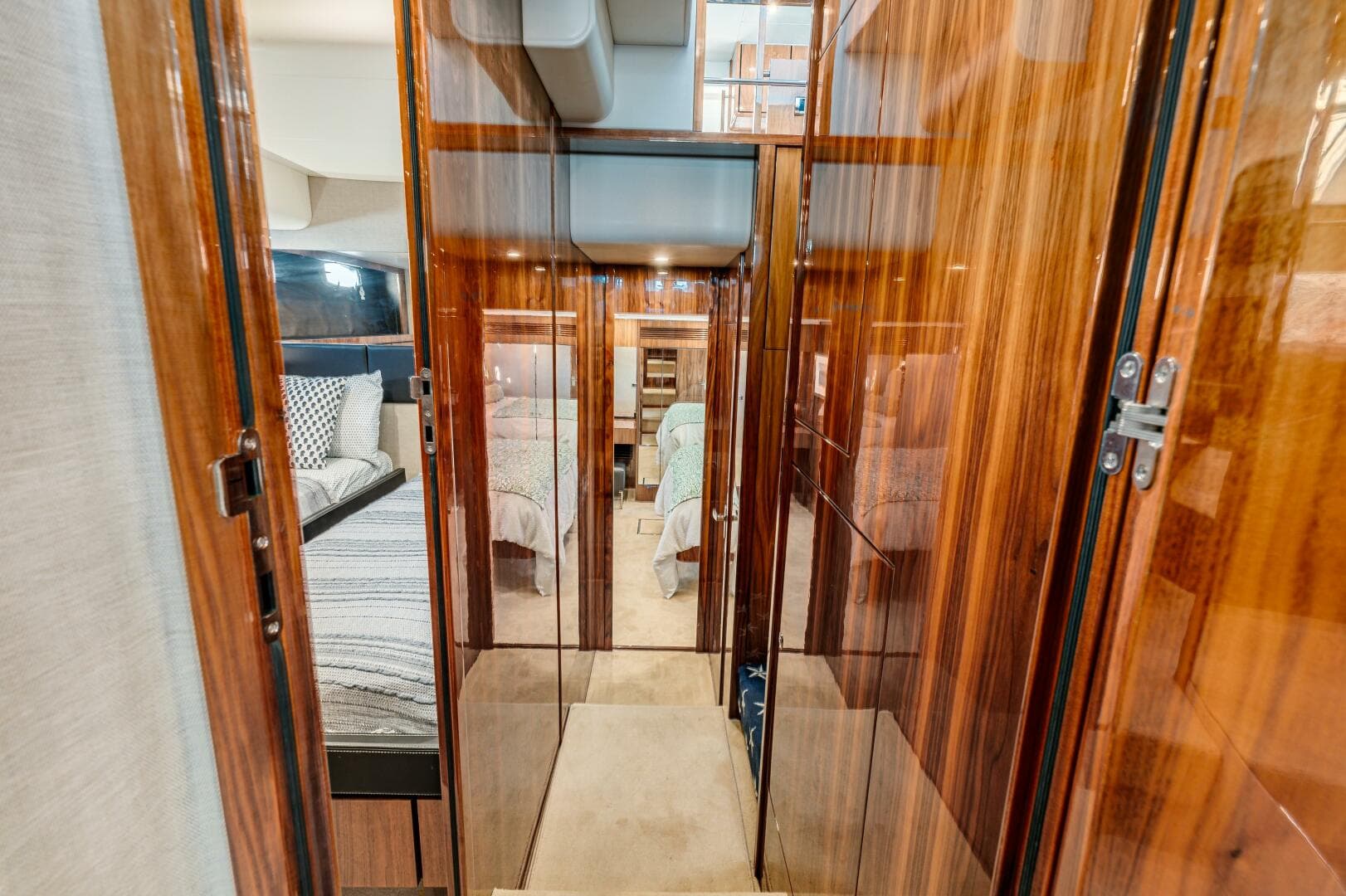 2011 Fairline 65 Squadron