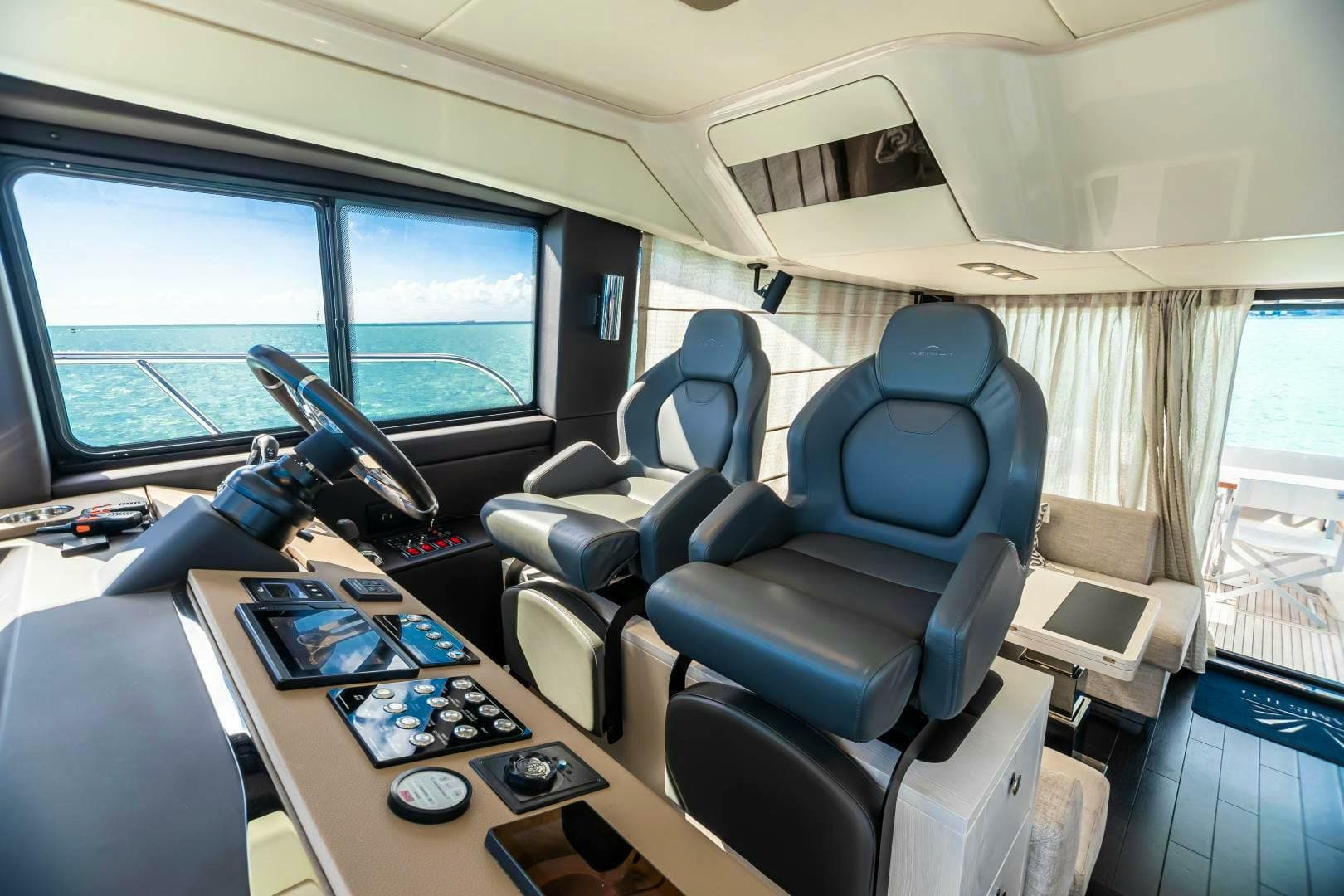 2020 Azimut Custom